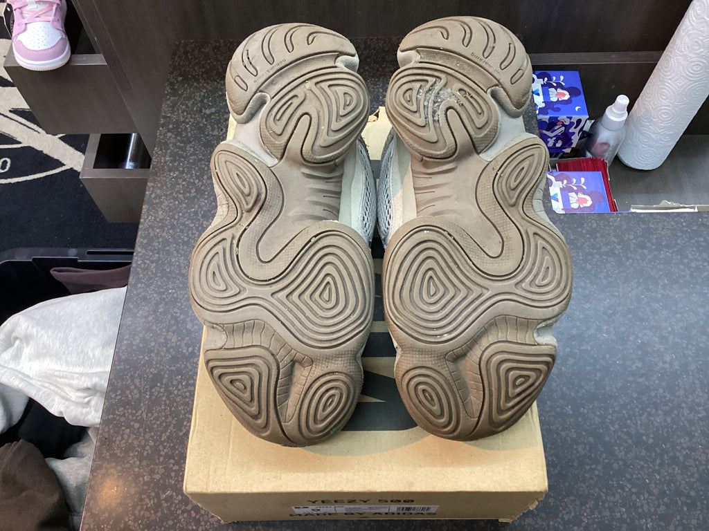 Yeezy 500 “Ash Grey” Preowned Size 9