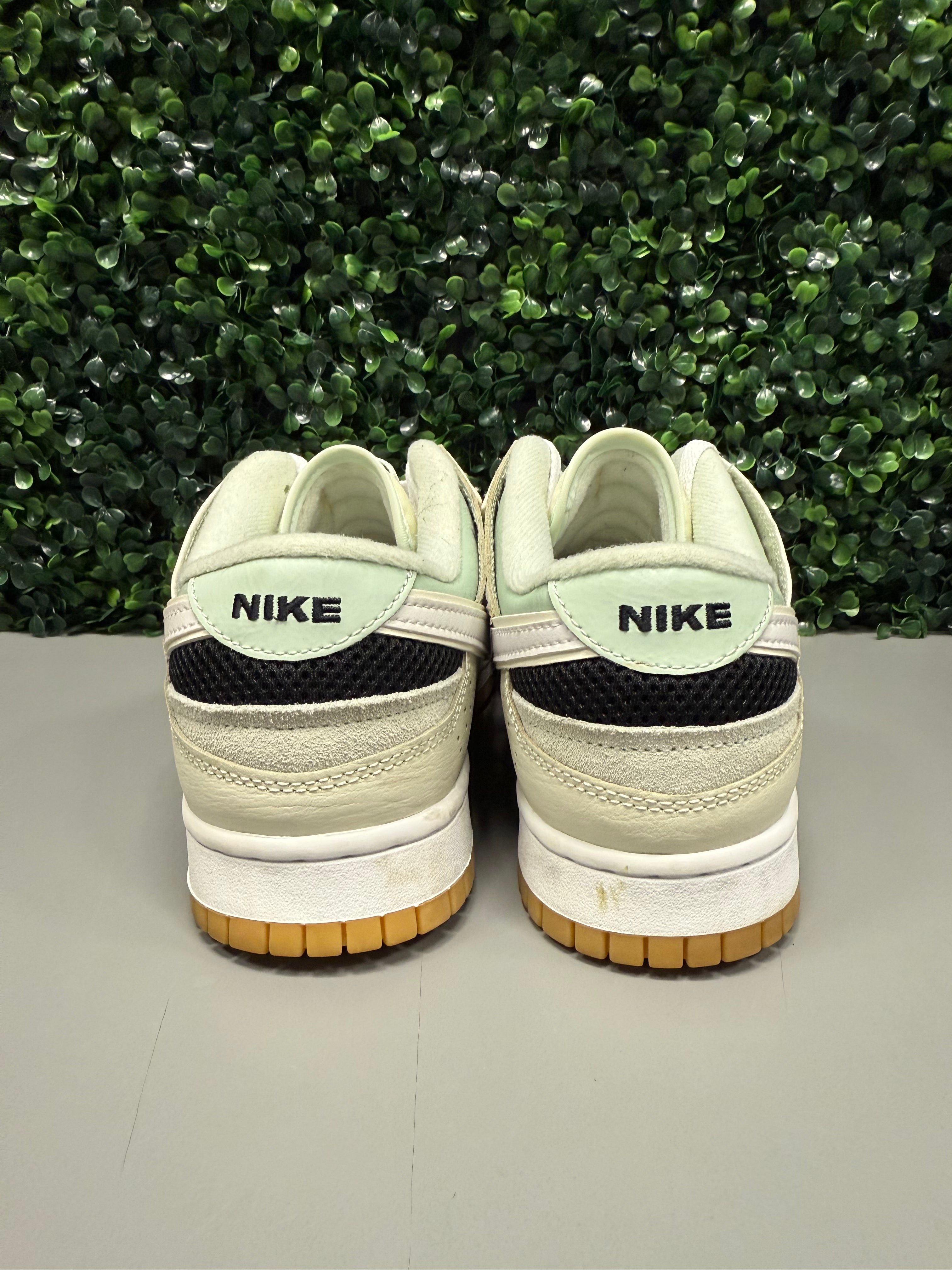Nike Dunk Low "Sea Glass”  Size 9 Preowned