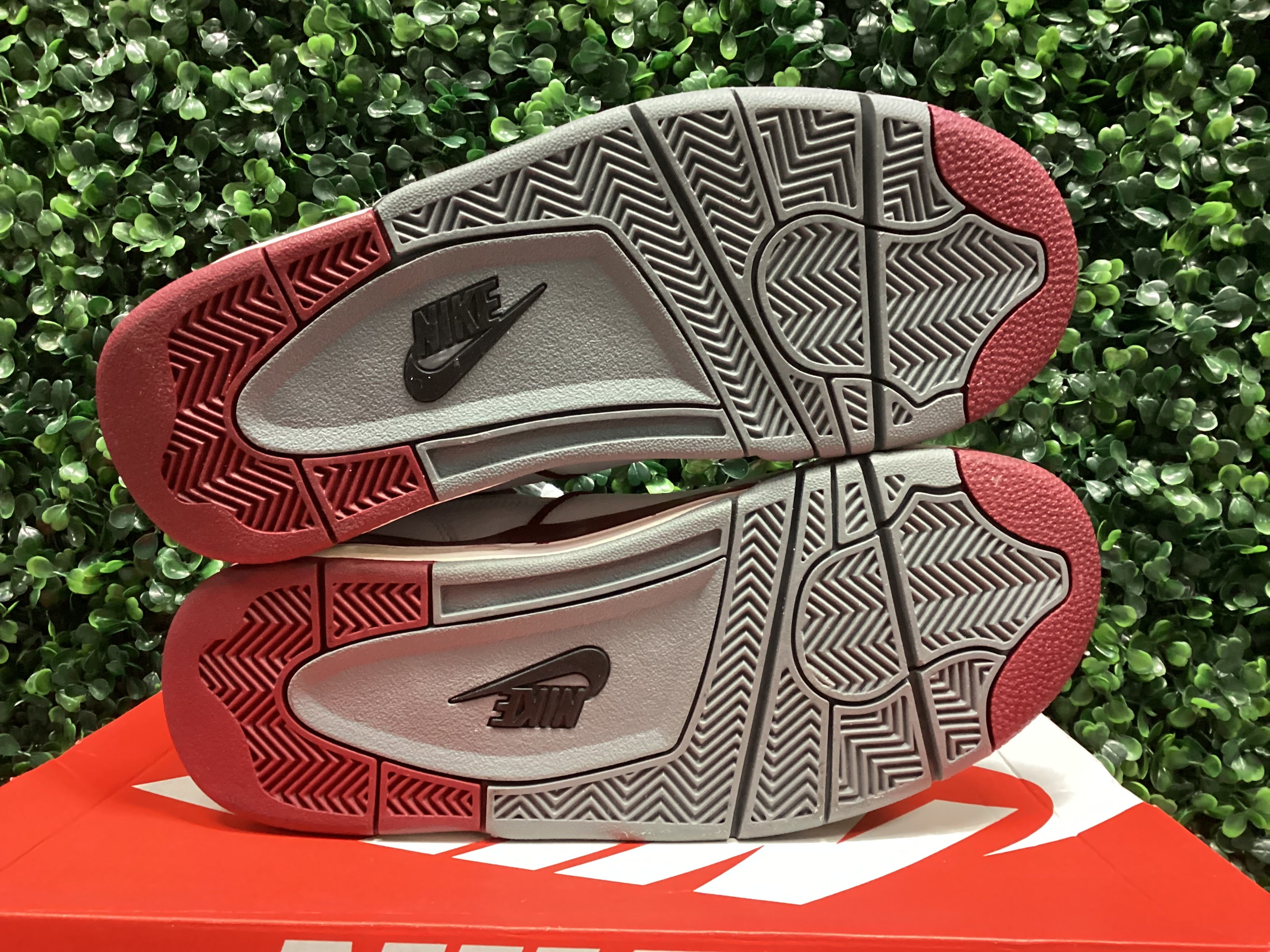 Nike Air Flight 89 “White Team Red” Size 8 Brand New