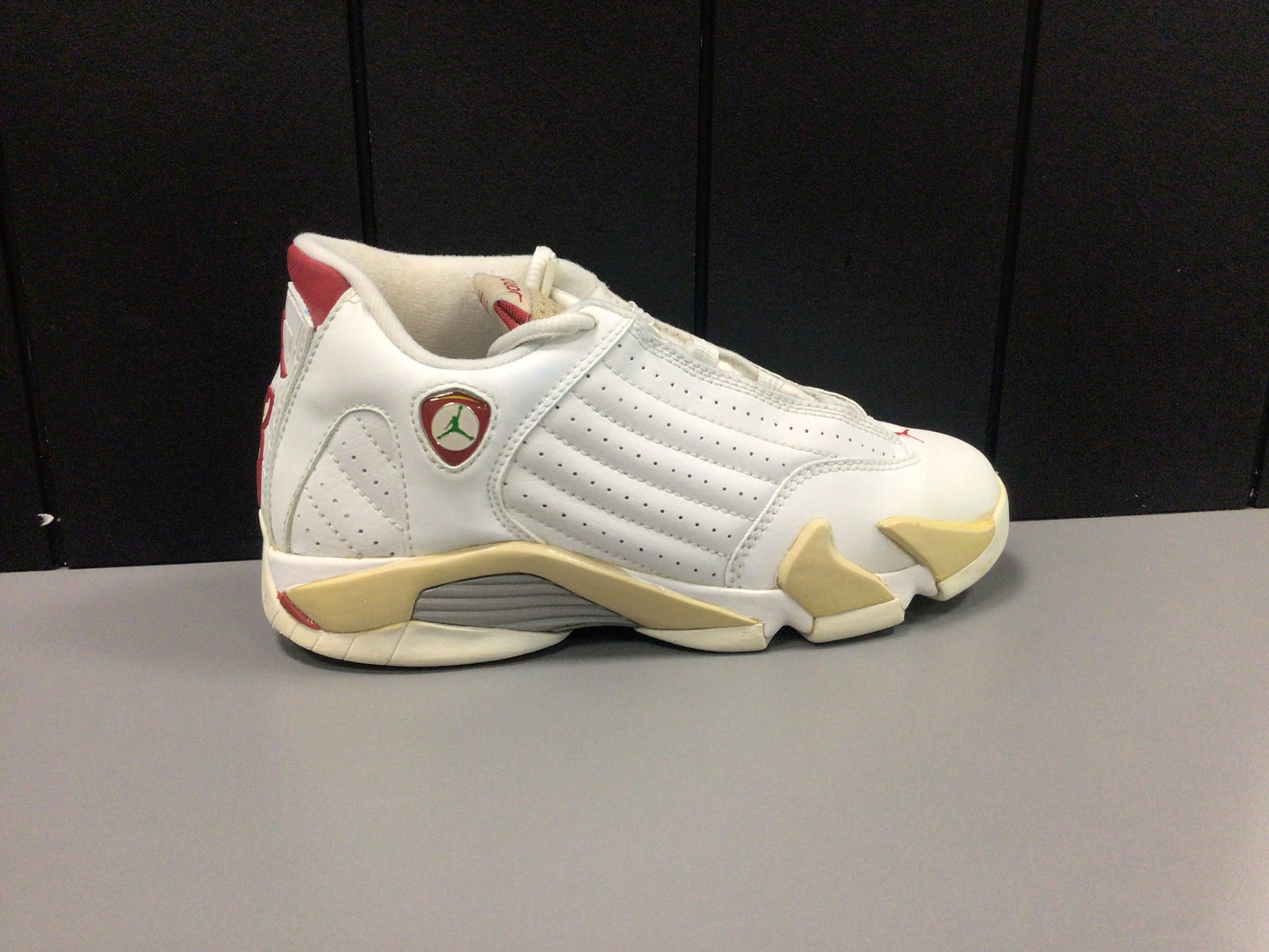 Jordan 14 “Linen” Size 3Y Preowned