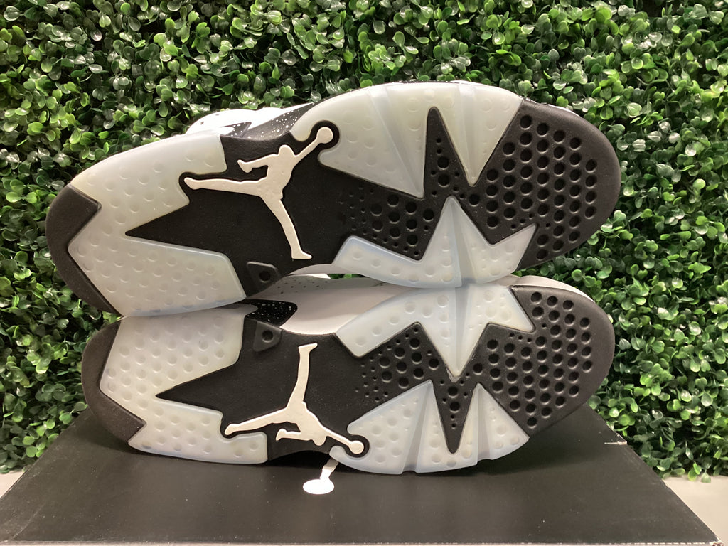 Jordan 6 “Reverse Oreo” Size 13 Preowned