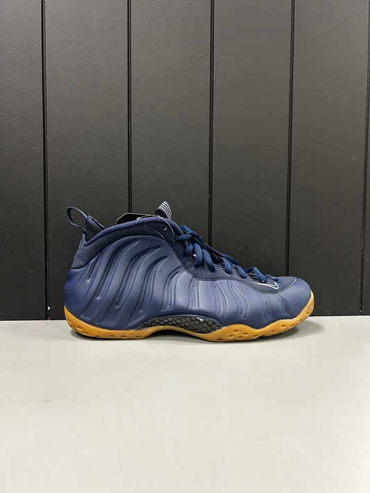 Nike Foamposite "Navy Gum" Size 11 Preowned