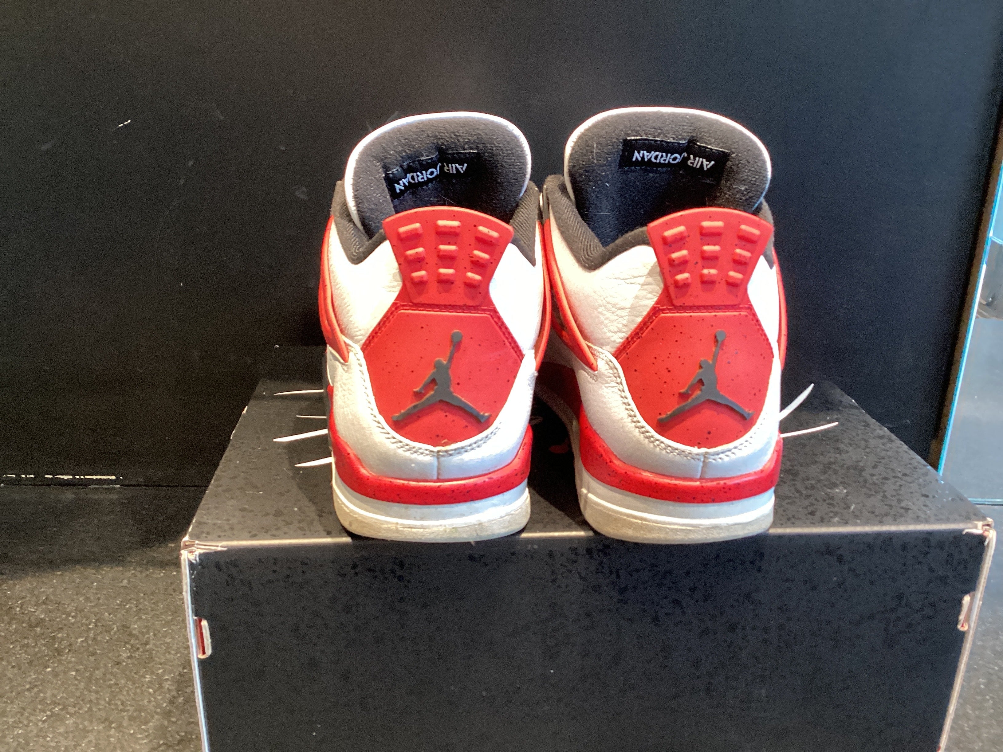 Jordan 4 “Red Cement” Pre Owned Size 10.5