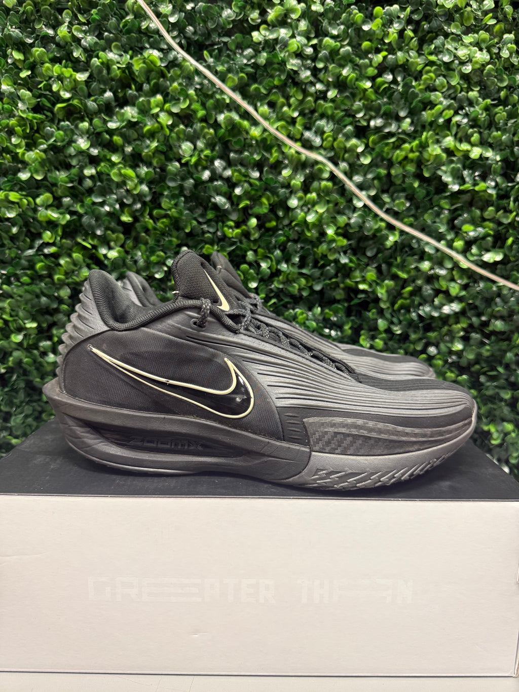 Nike Zoom GT Cut 3 Turbo LX "Black Label" Size 9 Preowned