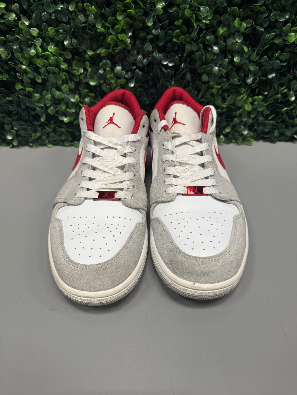 Jordan 1 Low "Gym Red" Size 12 Preowned