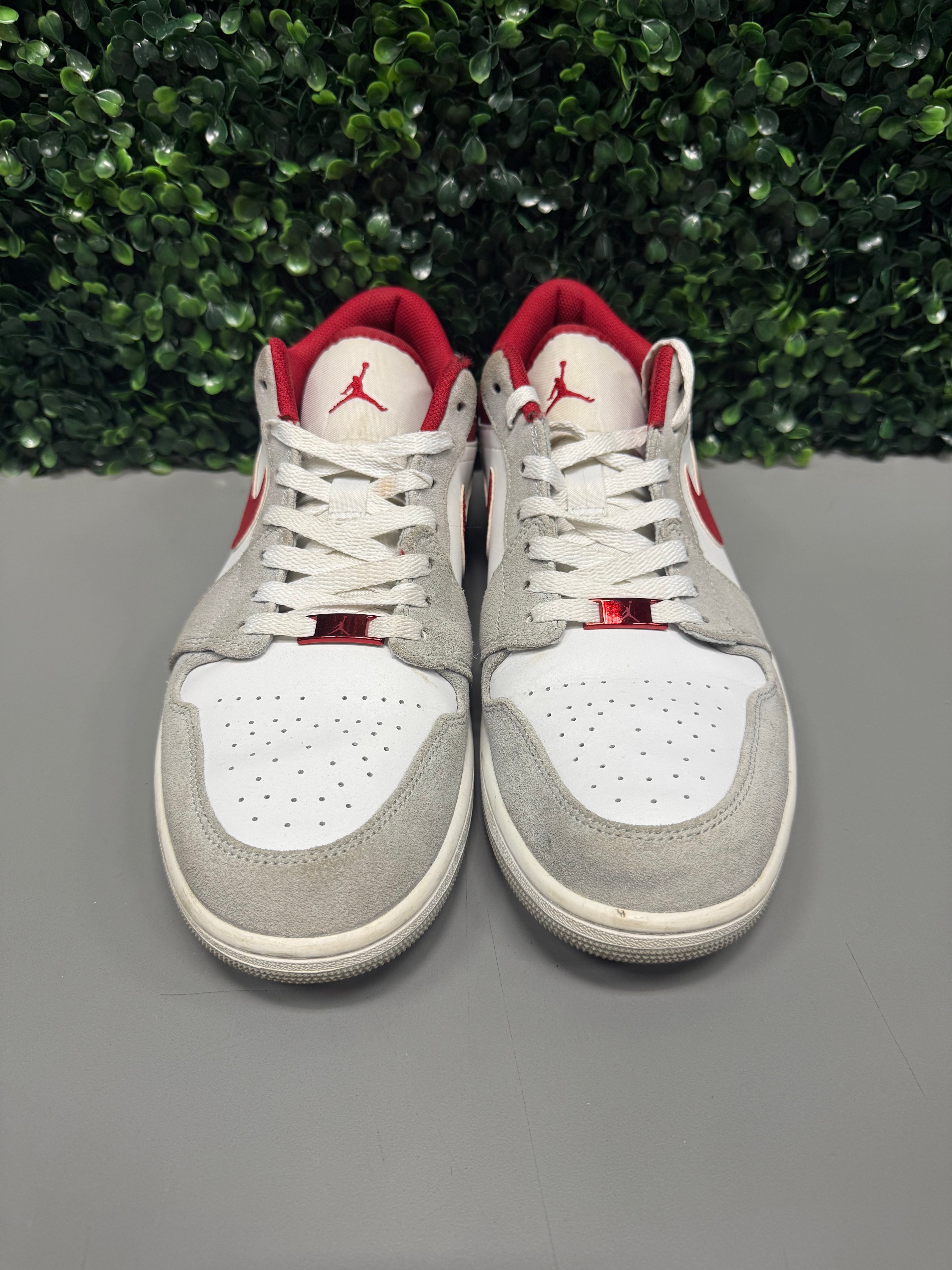 Jordan 1 Low "Gym Red" Size 12 Preowned