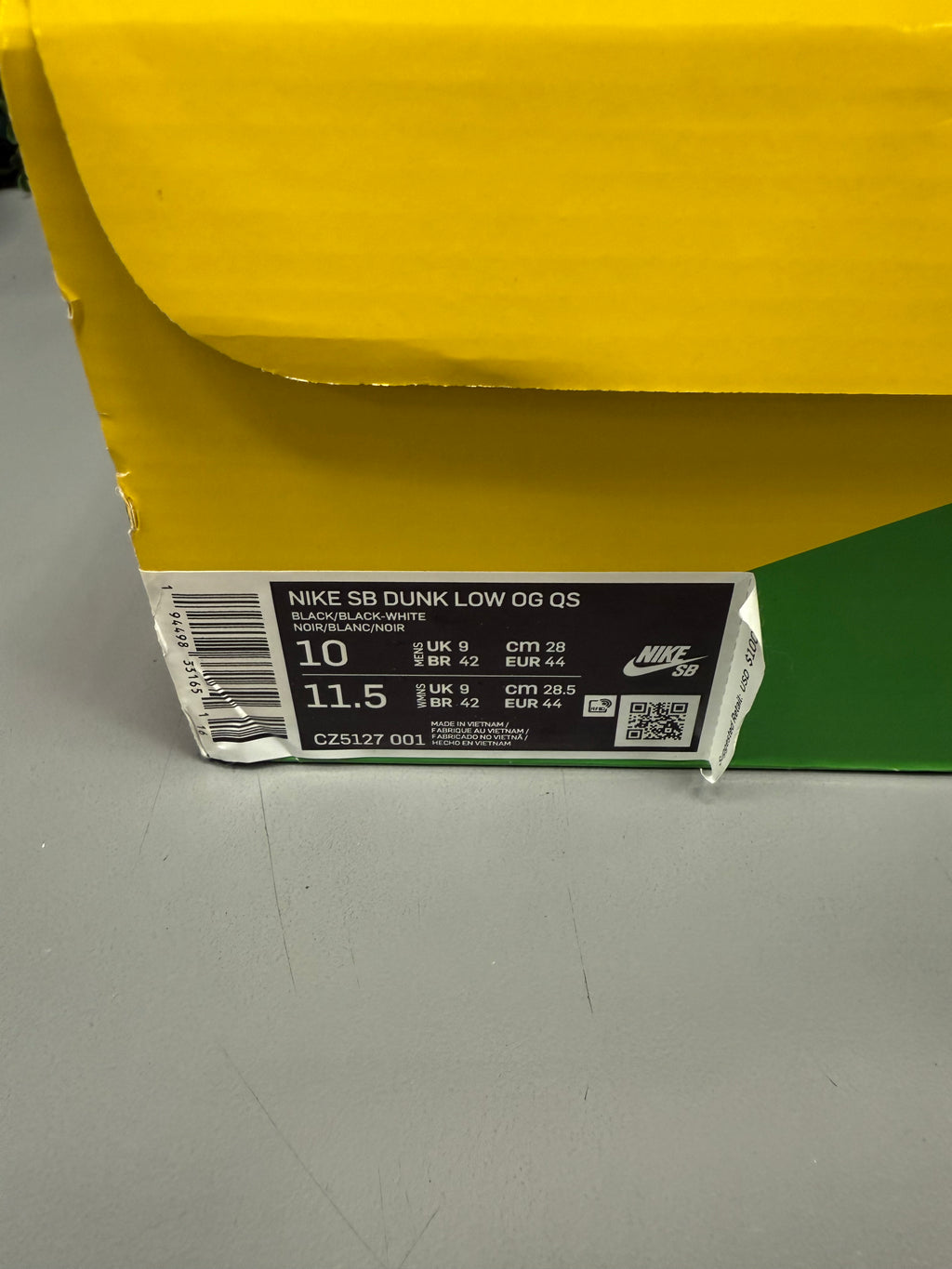 Nike SB Dunk Low "Medicom Toy" Size 10 Preowned