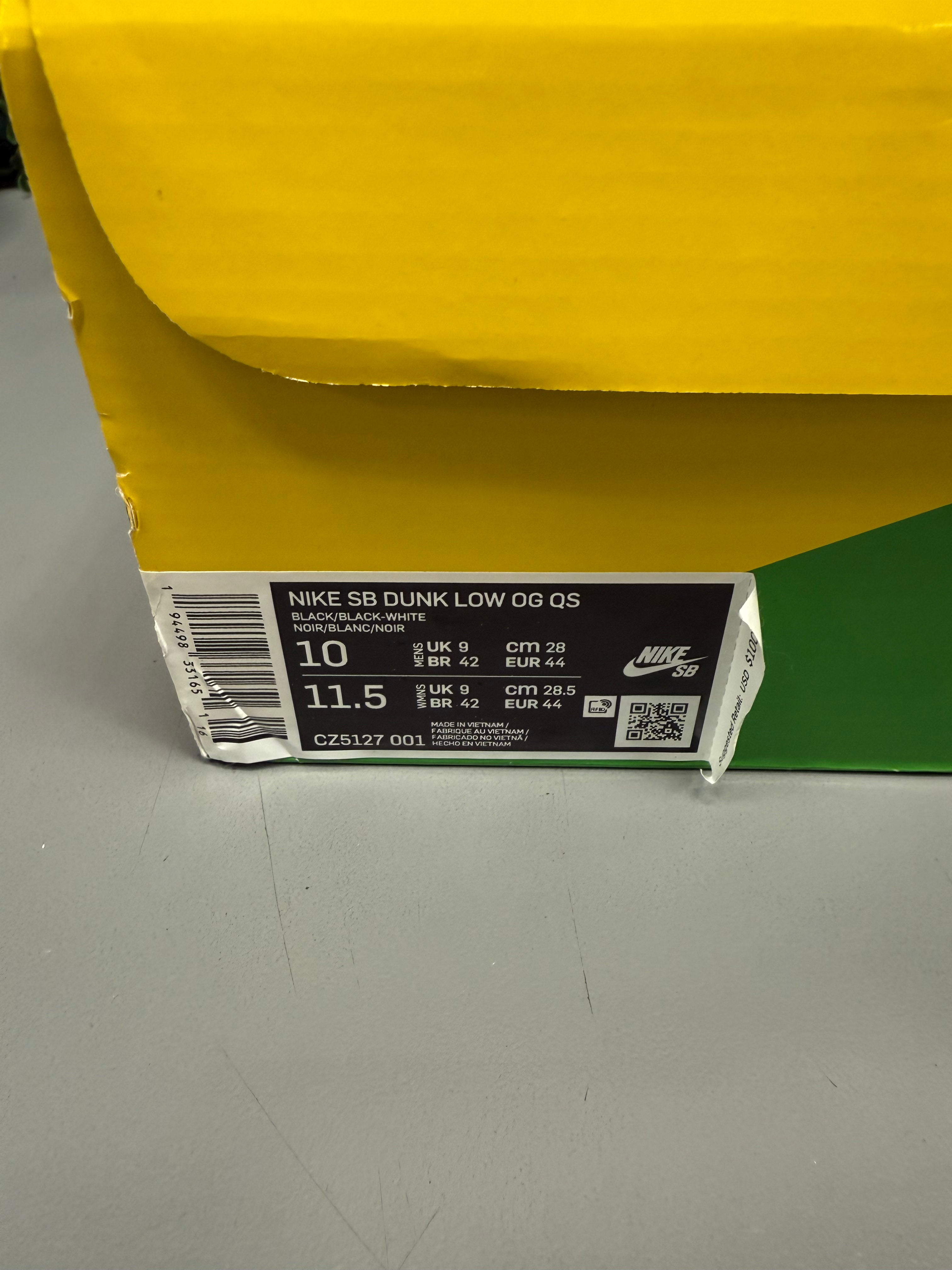 Nike SB Dunk Low "Medicom Toy" Size 10 Preowned