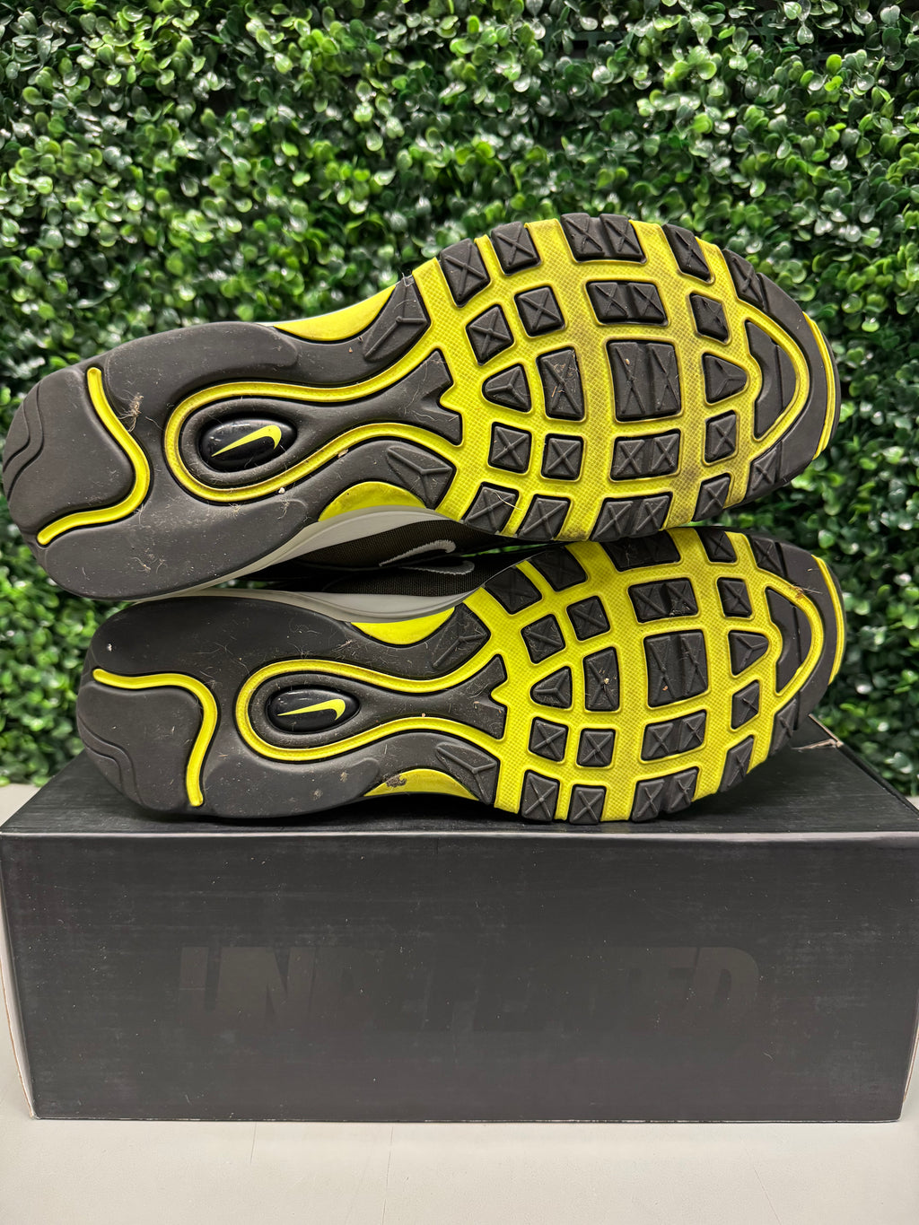 Nike Air Max 97 "Undefeated Black Volt" Size 11 Preowned