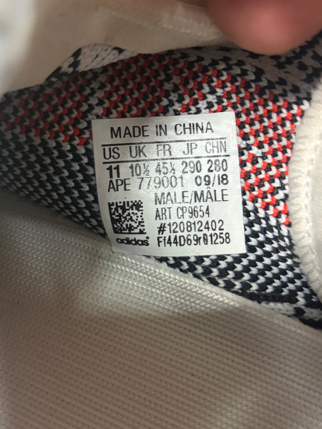 Adidas Yeezy Boost 350 V2 "Zebra" Size 11 Preowned