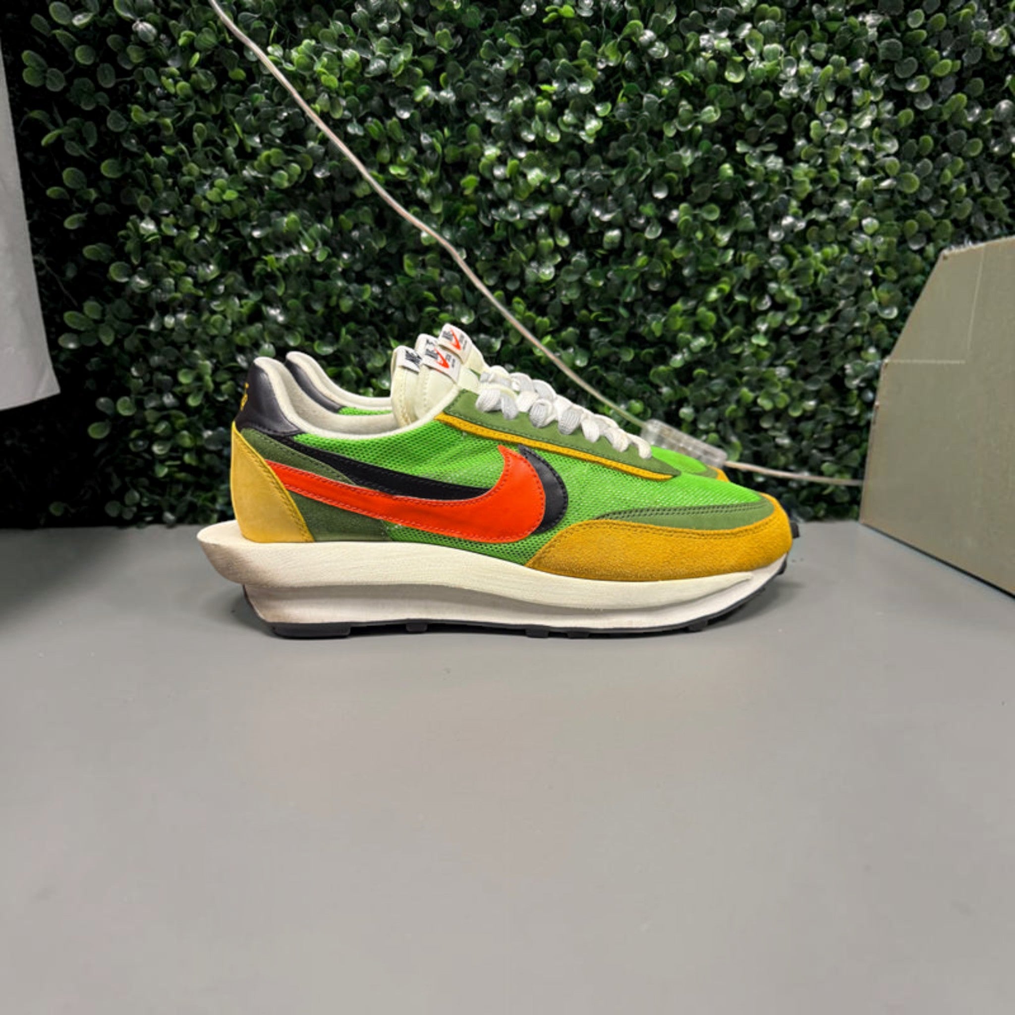 Nike LD Waffle “Sacai Green Gusto” Size 9.5 Preowned