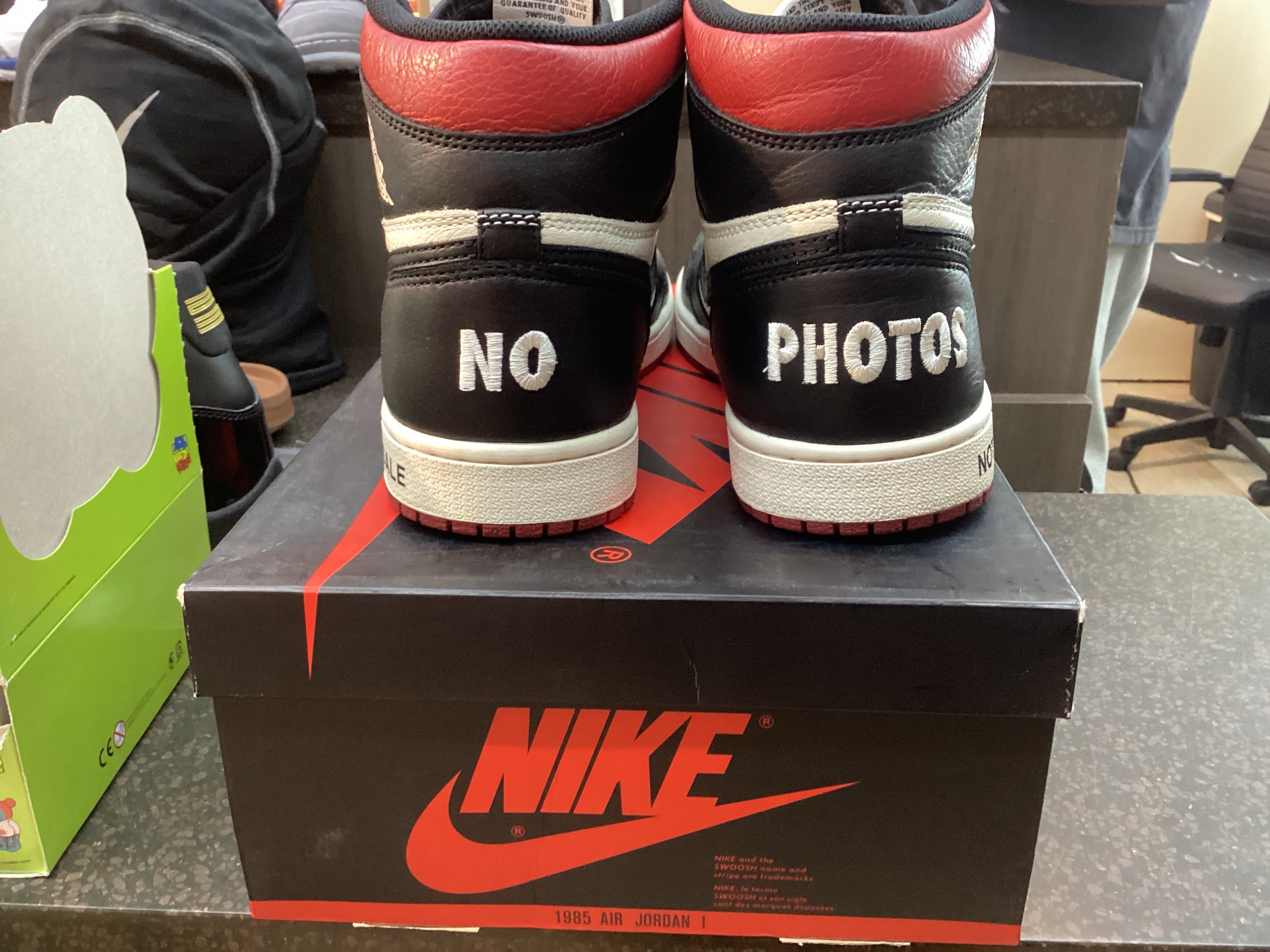 Jordan 1 High “Not For Resale Varsity Red” Preowned Size 10