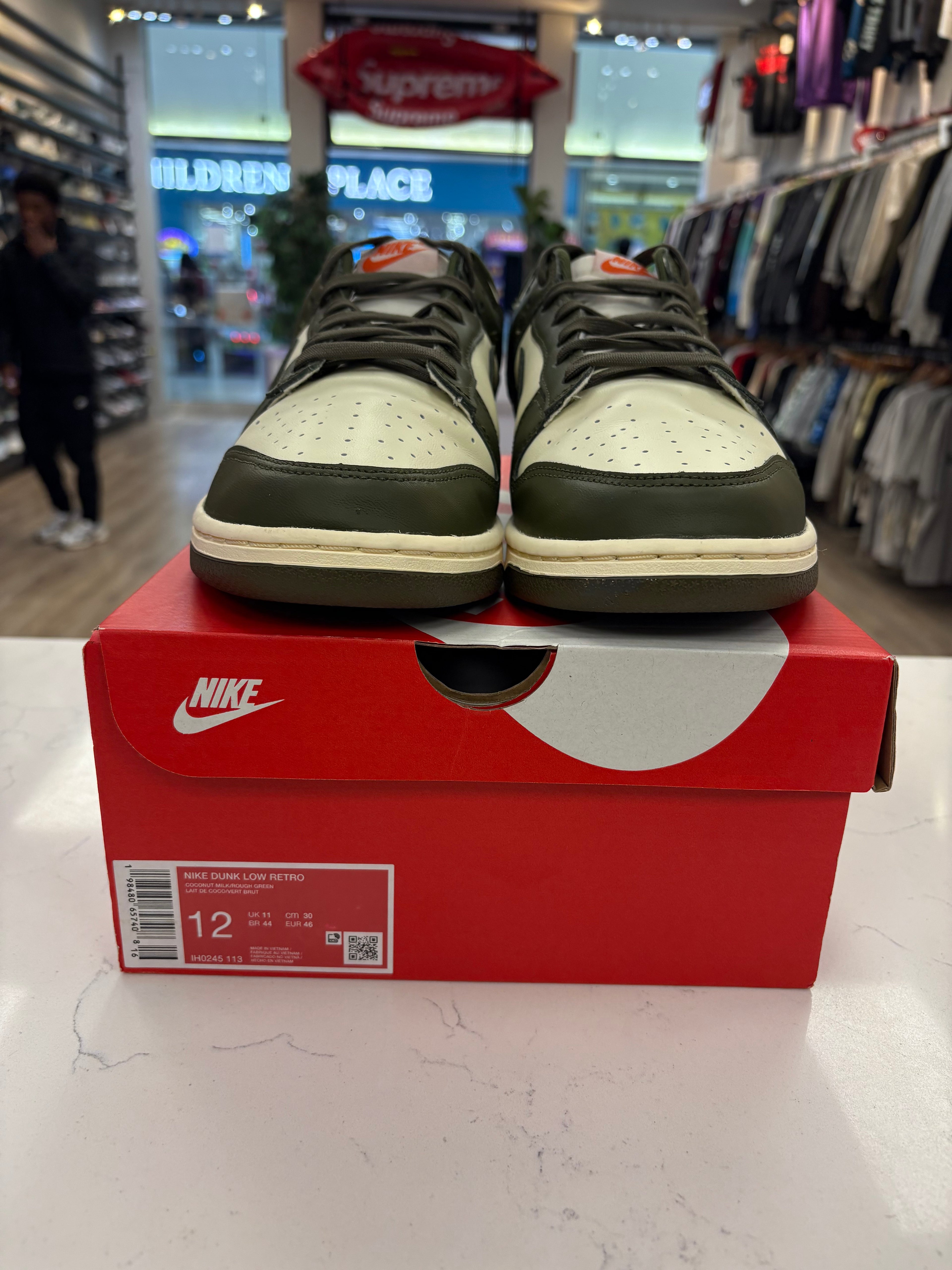 Nike Dunk Low “Rough Green” Preowned Size 12