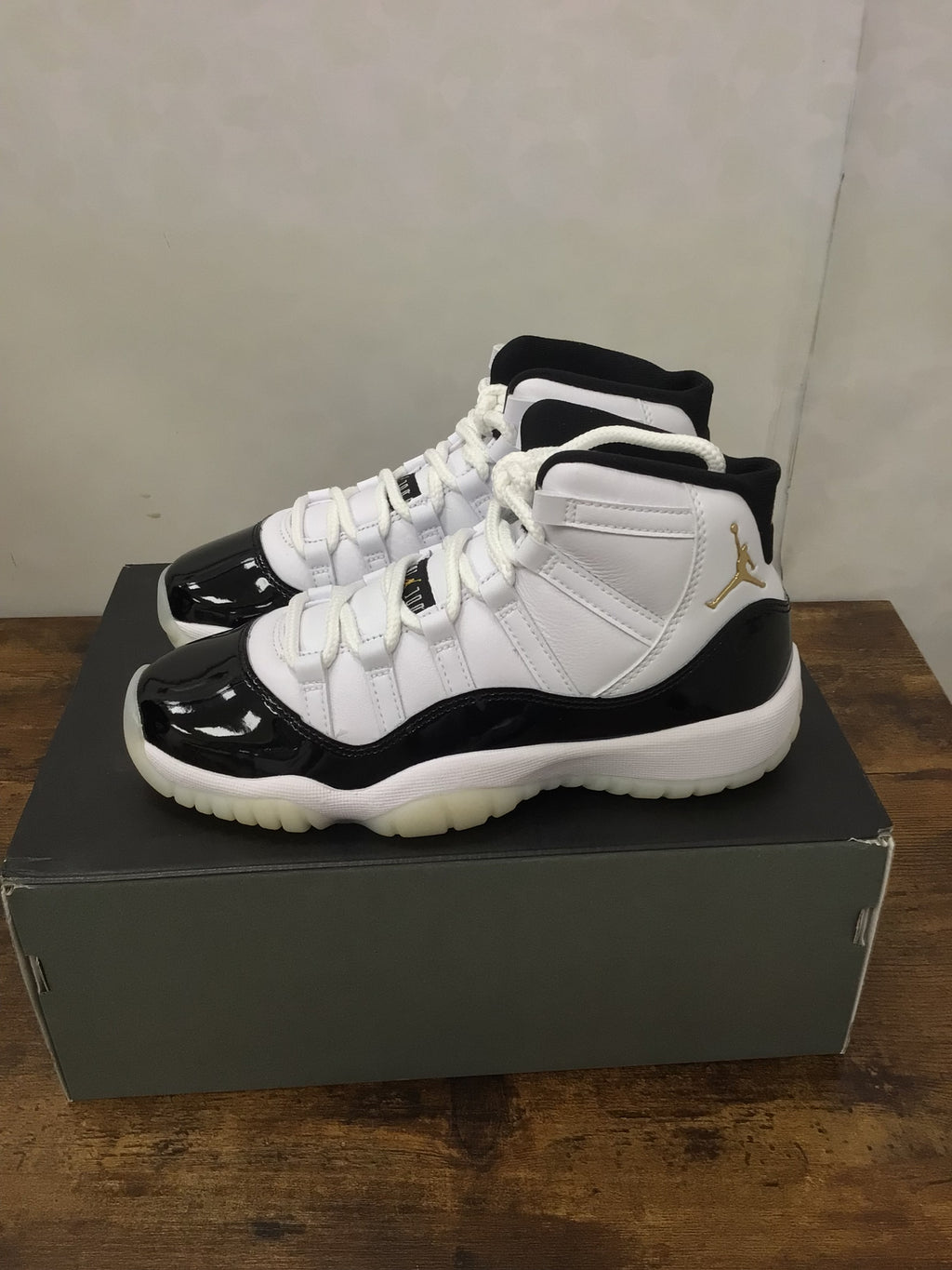 Jordan 11 Retro “DMP Gratitude” Size 5 Preowned