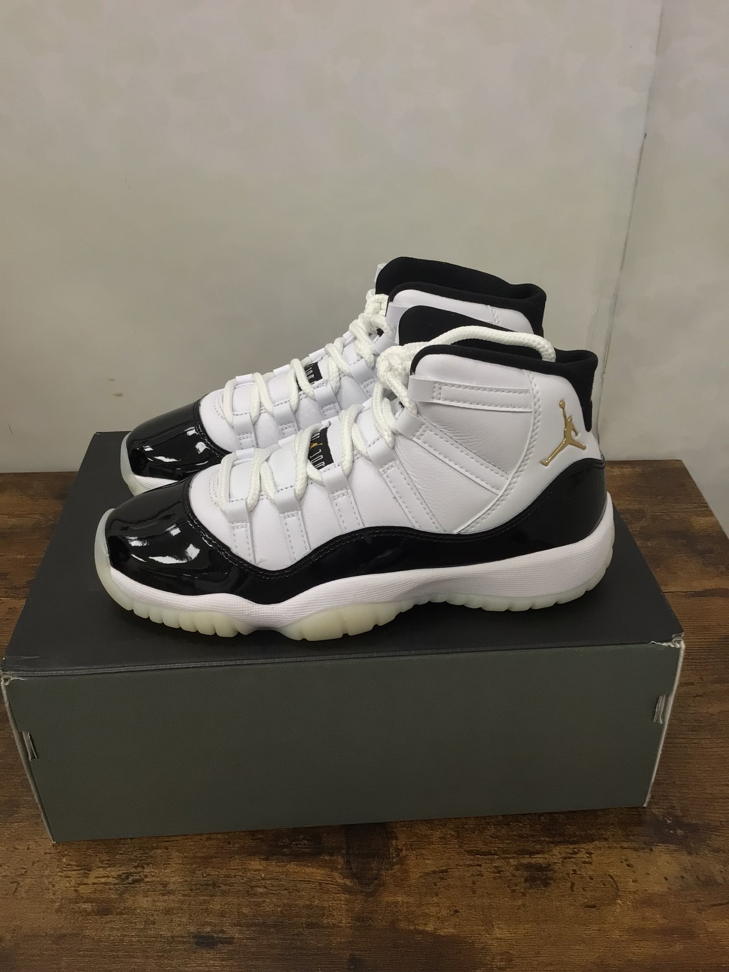Jordan 11 Retro “DMP Gratitude” Size 5 Preowned