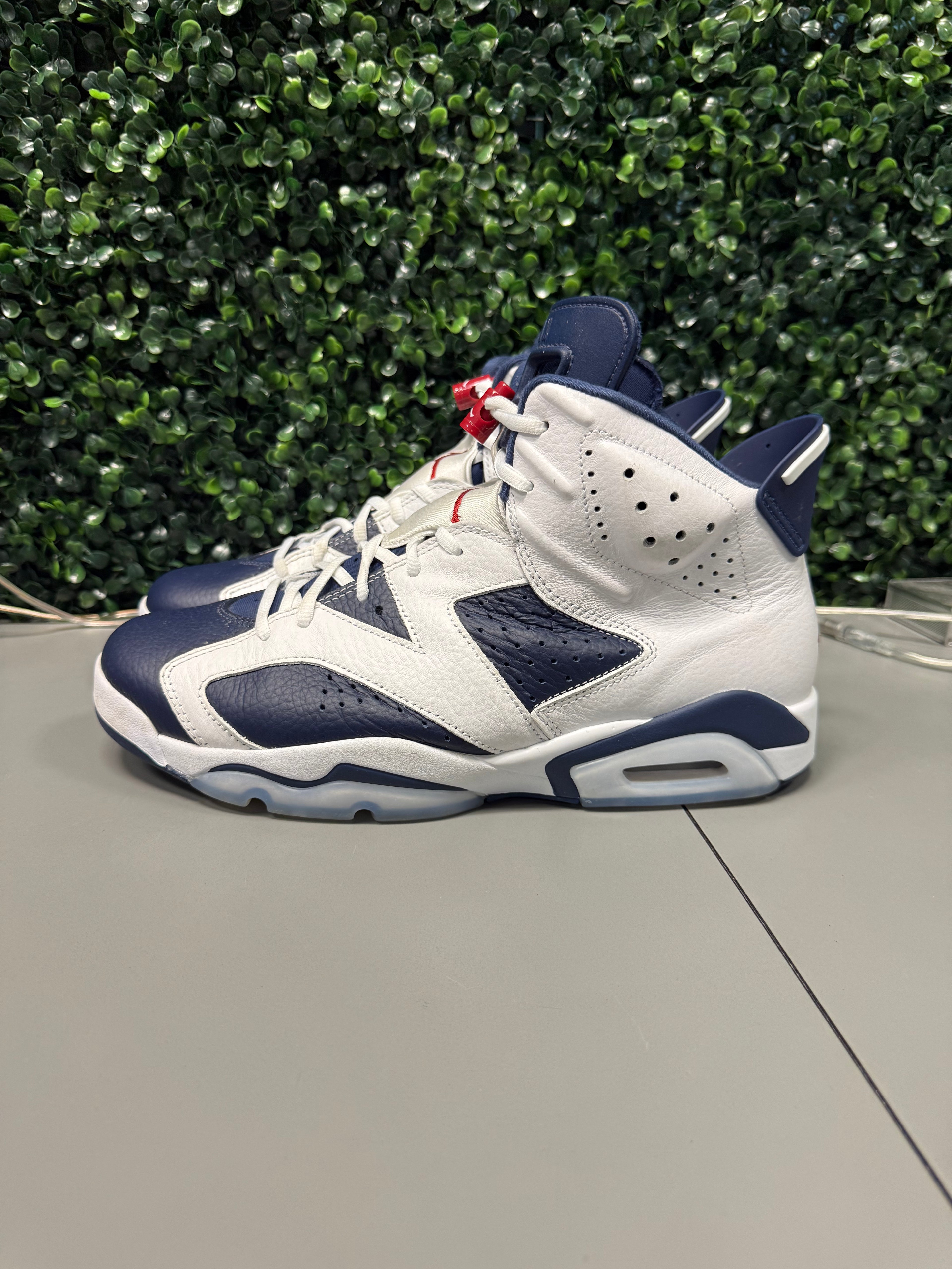 Jordan 6 "Olympics" Size 11 Preowned