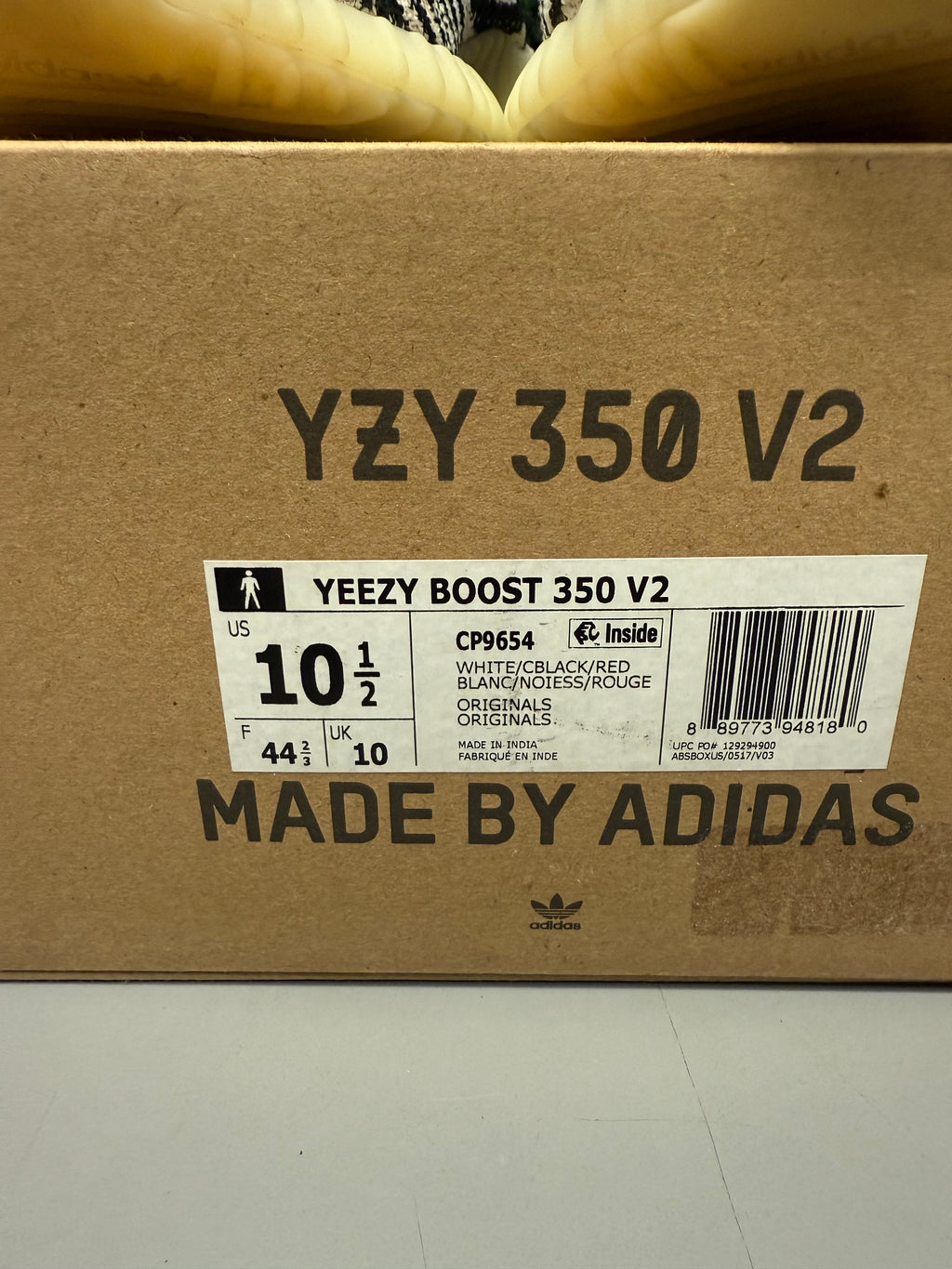 Yeezy 350 V2 "Zebra" Size 10.5 Preowned
