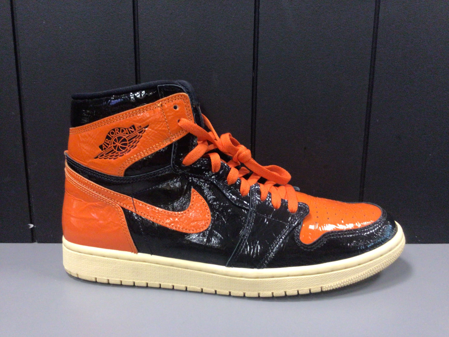 Jordan 1 High "SBB 3.0" Size 11 Preowned