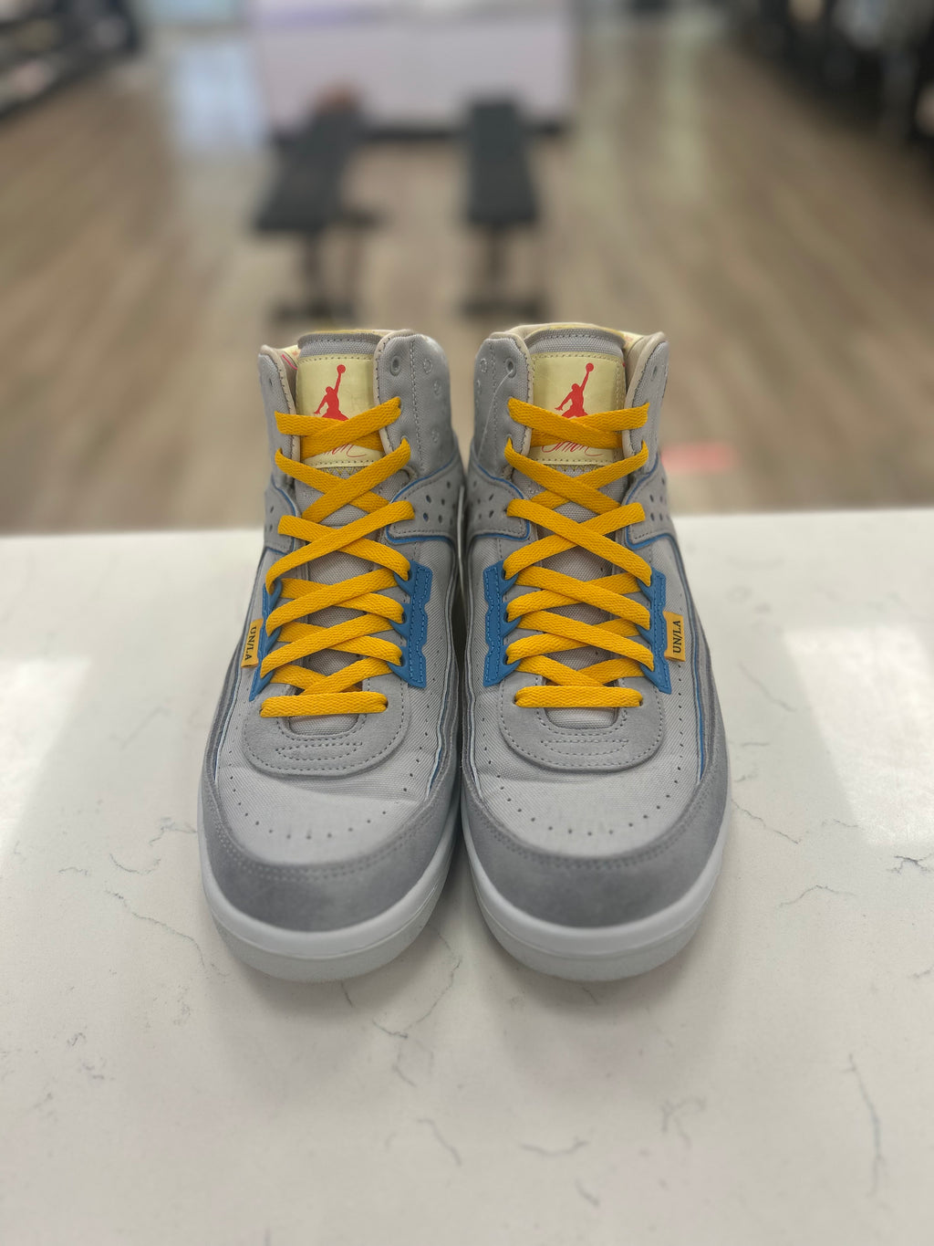 Jordan 2 Retro SP “Union Grey Fog” Preowned Size 9M