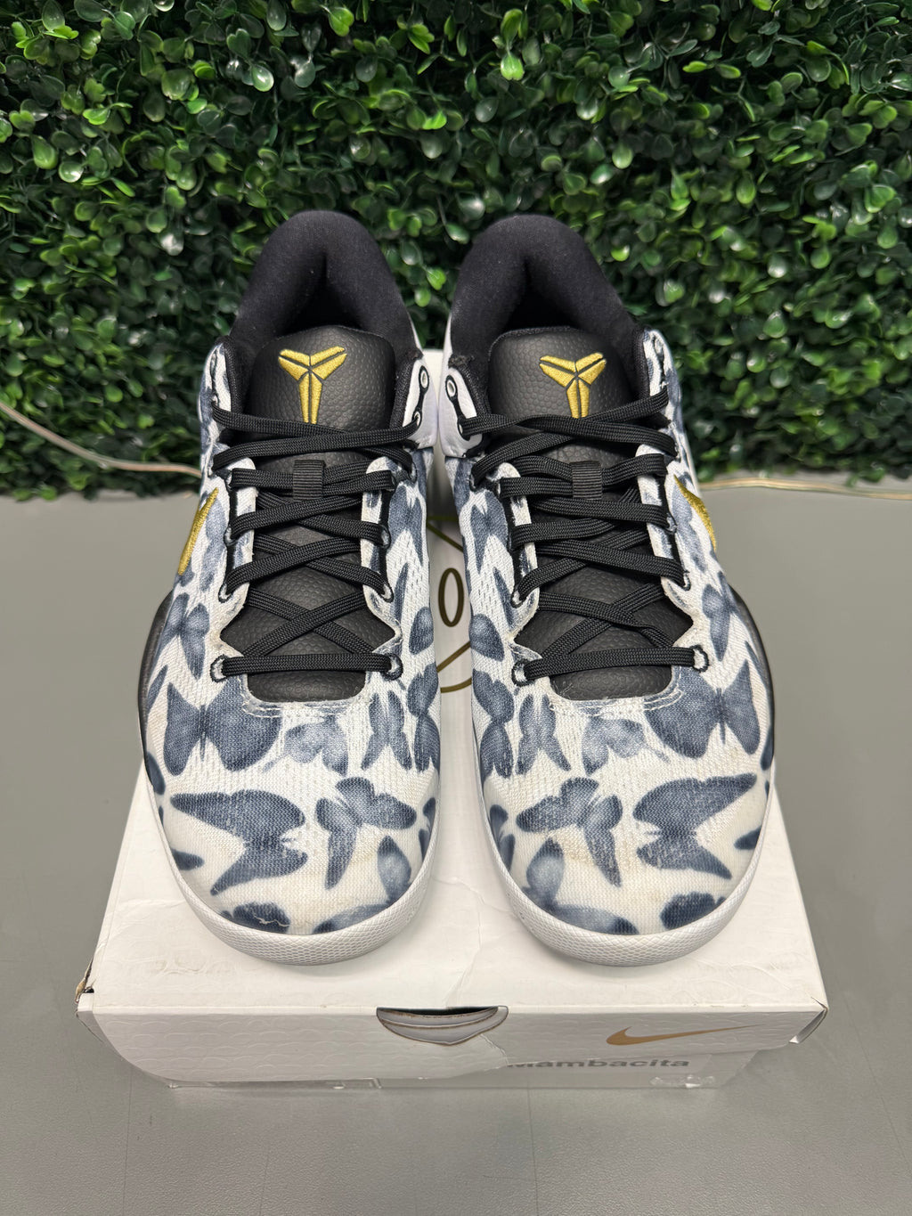 Nike Kobe 8 Protro "Mambacita" Size 10 Preowned