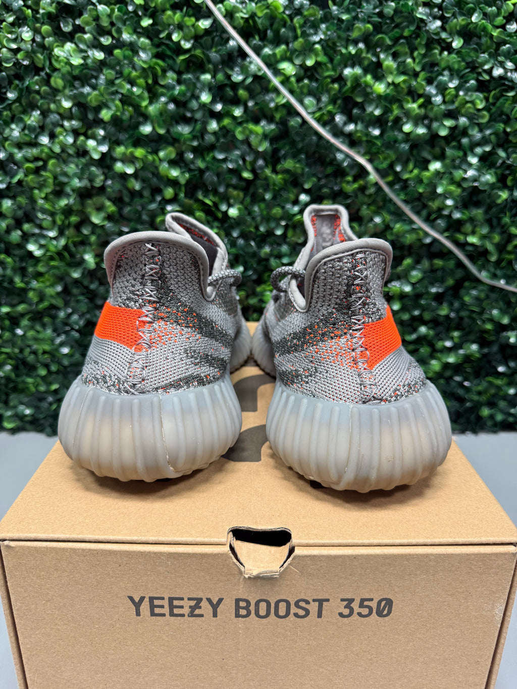 Yeezy 350 V2 "Beluga RF" Size 10.5 Preowned