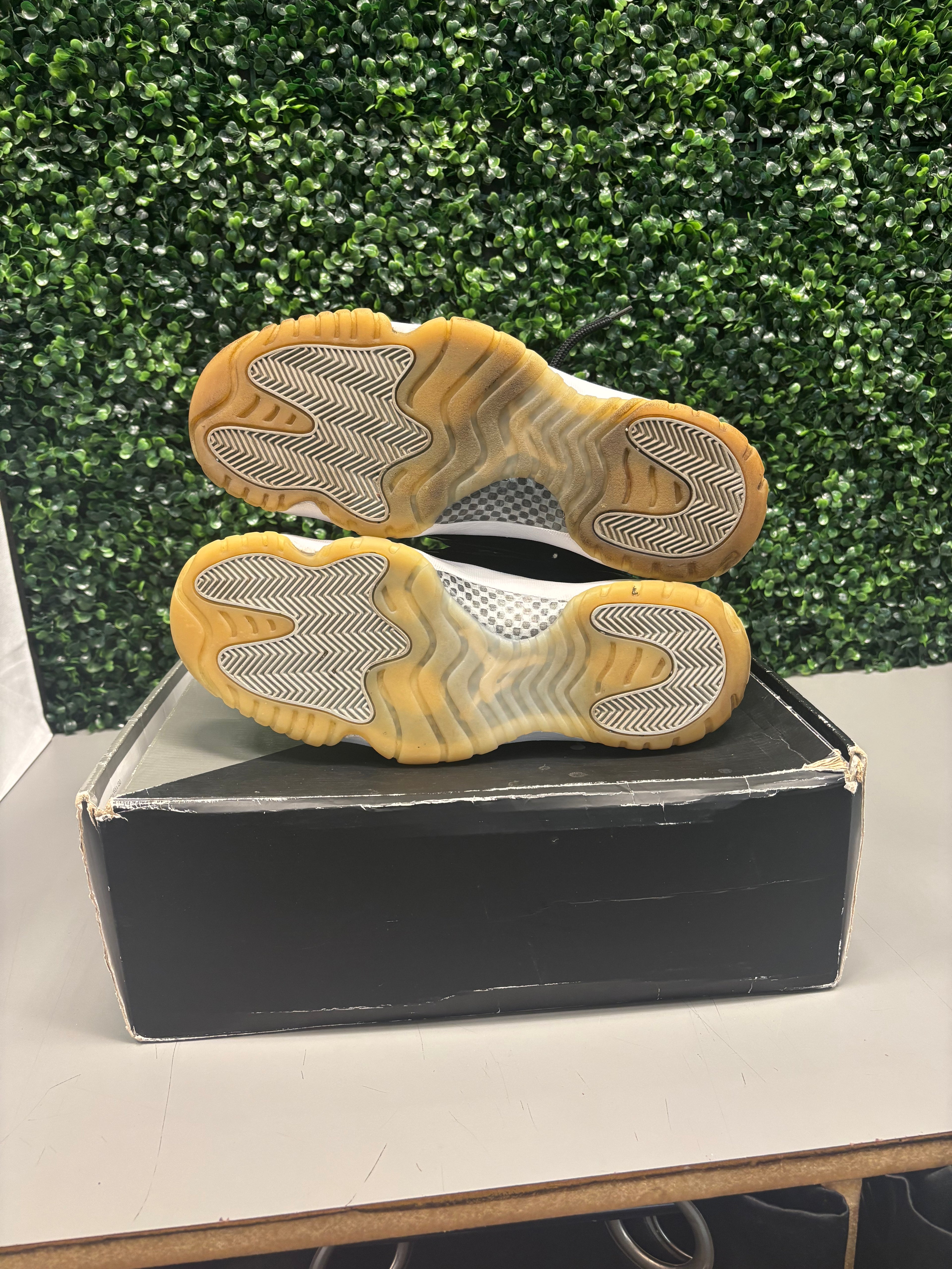 Jordan 11 Retro "Jubilee" Size 12 Preowned