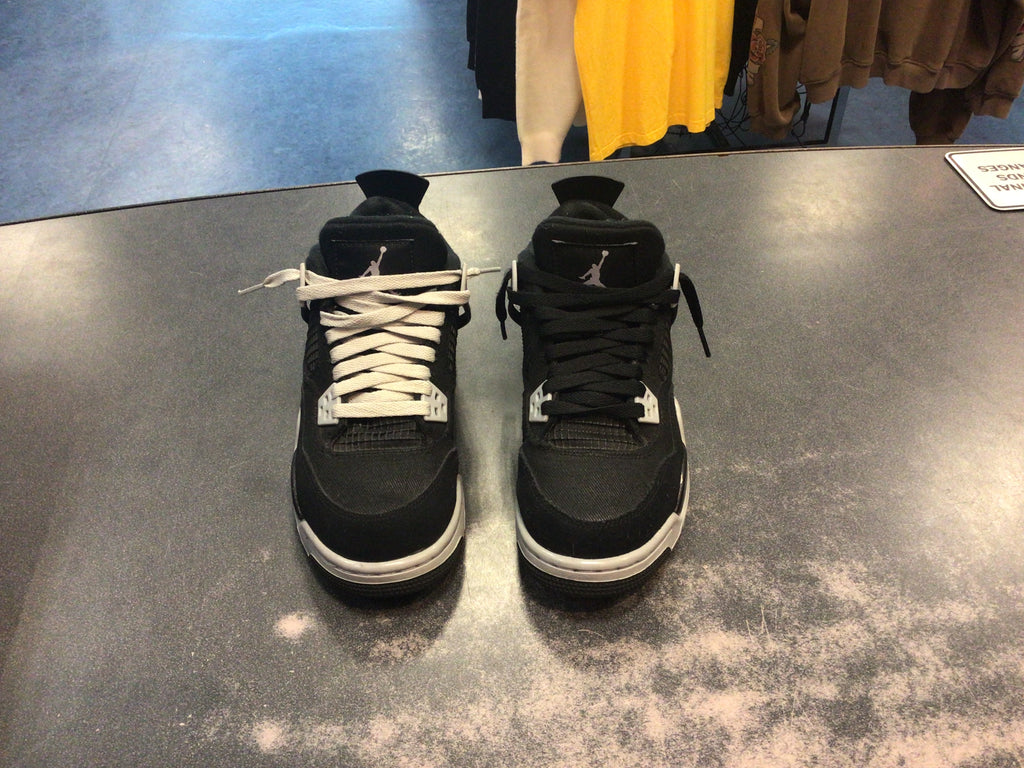 Jordan 4 Retro “Black Canvas” (GS) preowned size 6y no box