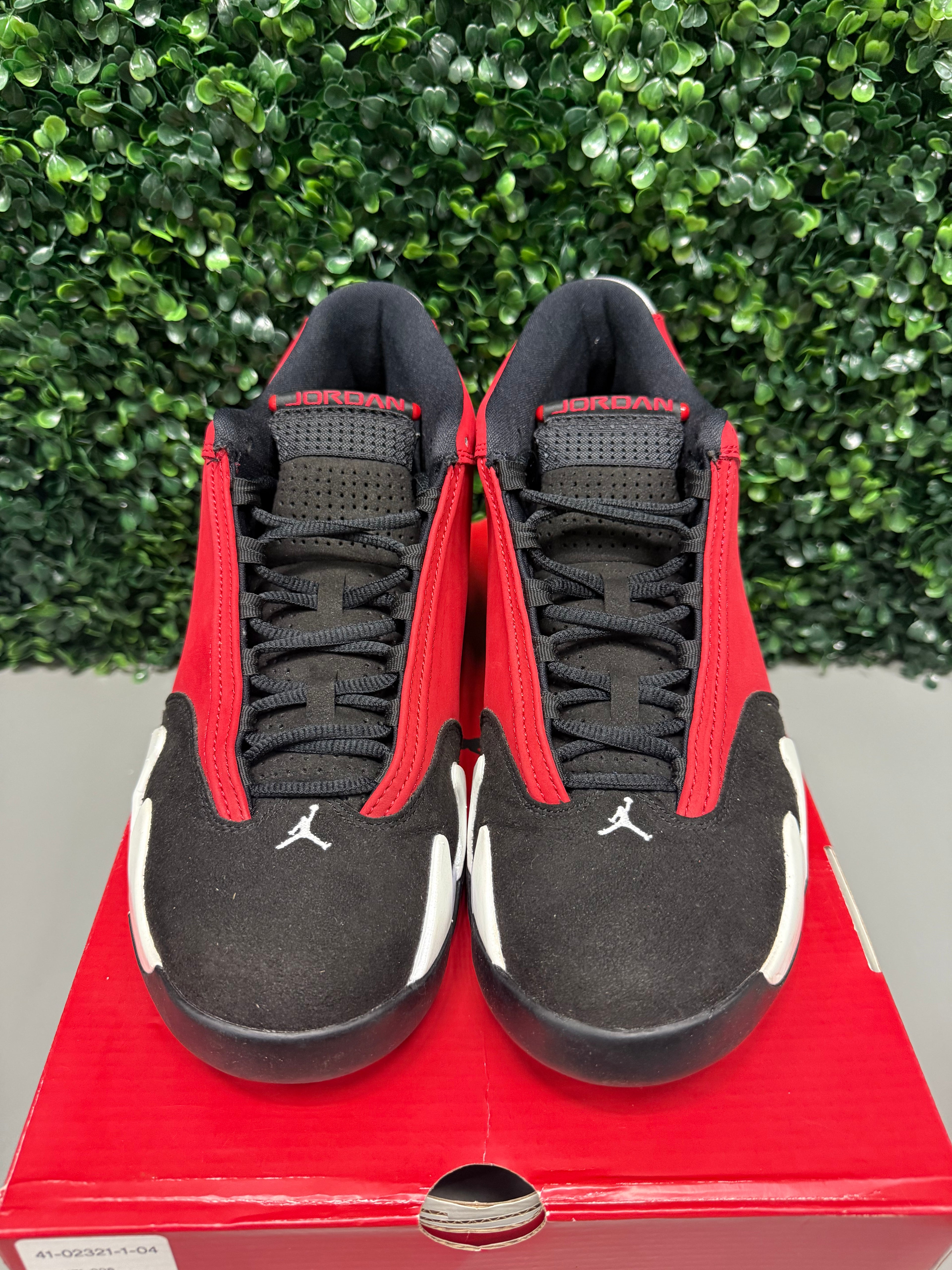 Jordan 14 "Gym Red Toro" Size 10.5 Preowned