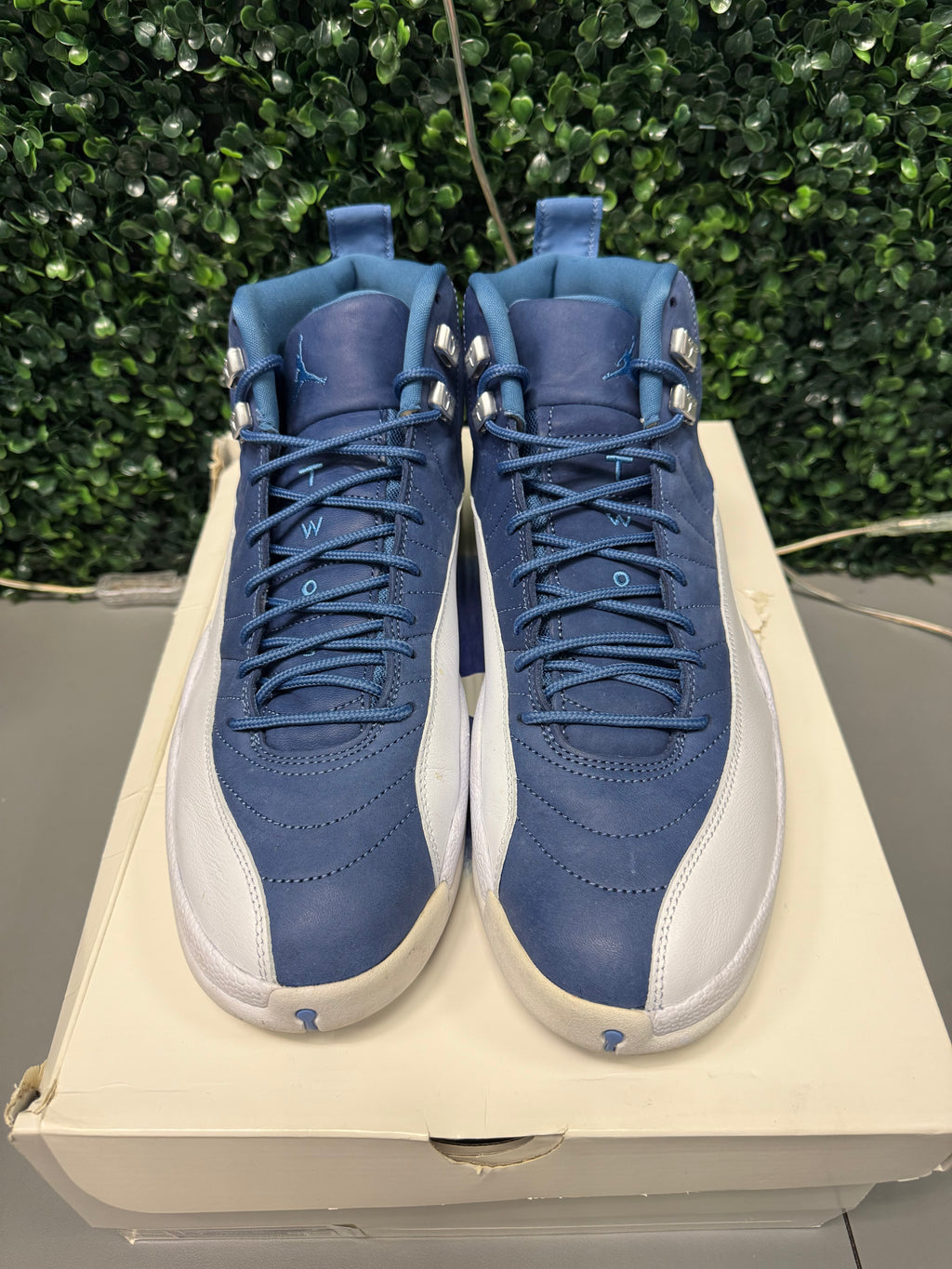 Jordan 12 Retro "Indigo" Size 13 Preowned