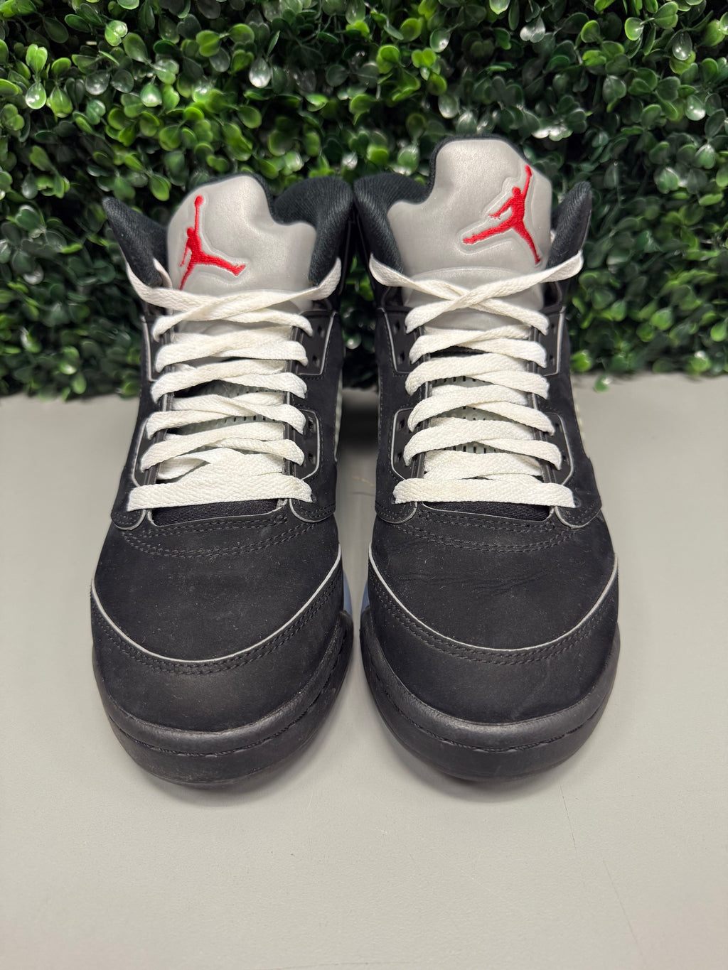 Jordan 5 "Metallic Reimagined" Size 5.5Y Preowned