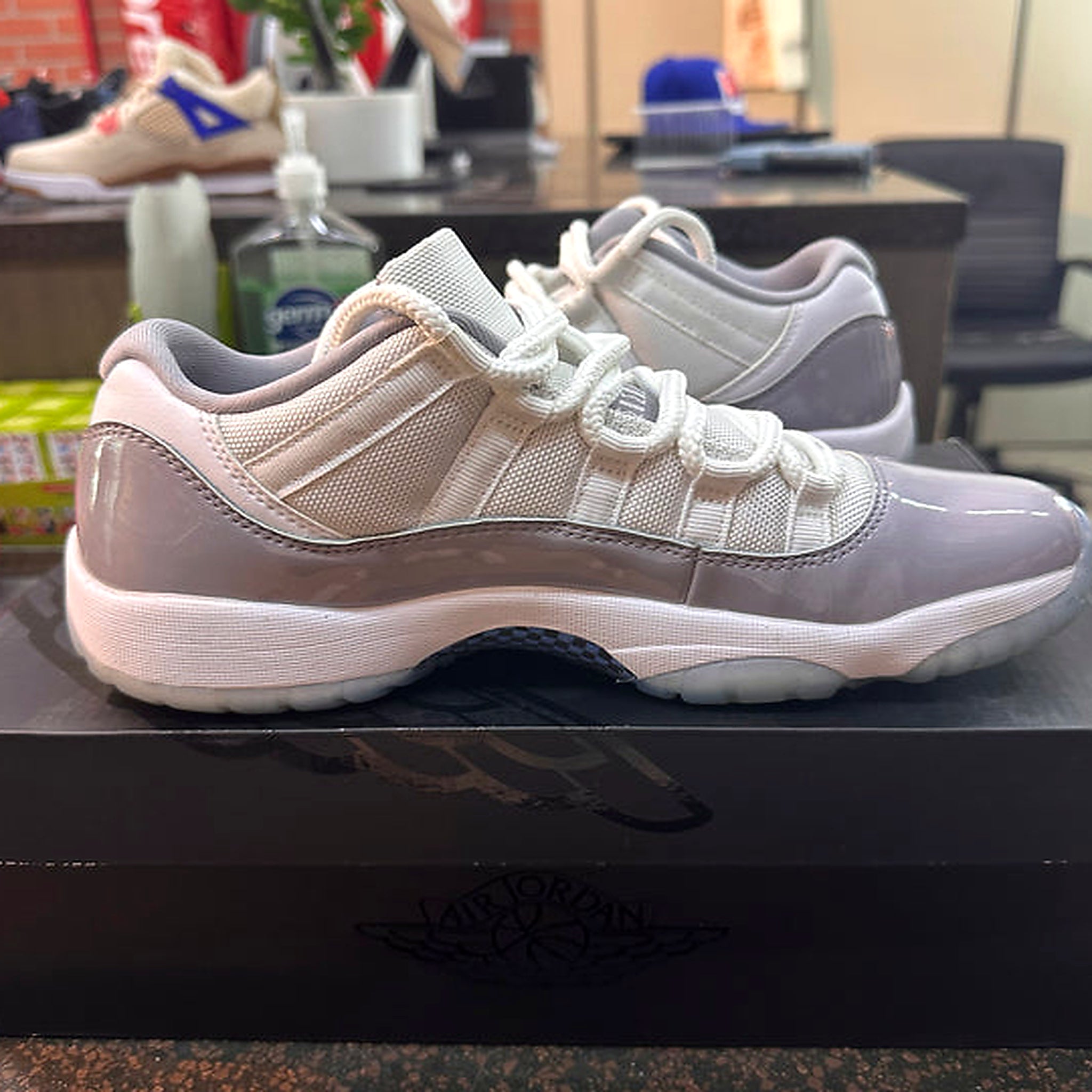 Air Jordan 11 Low "Cement Grey" Preowned No Box