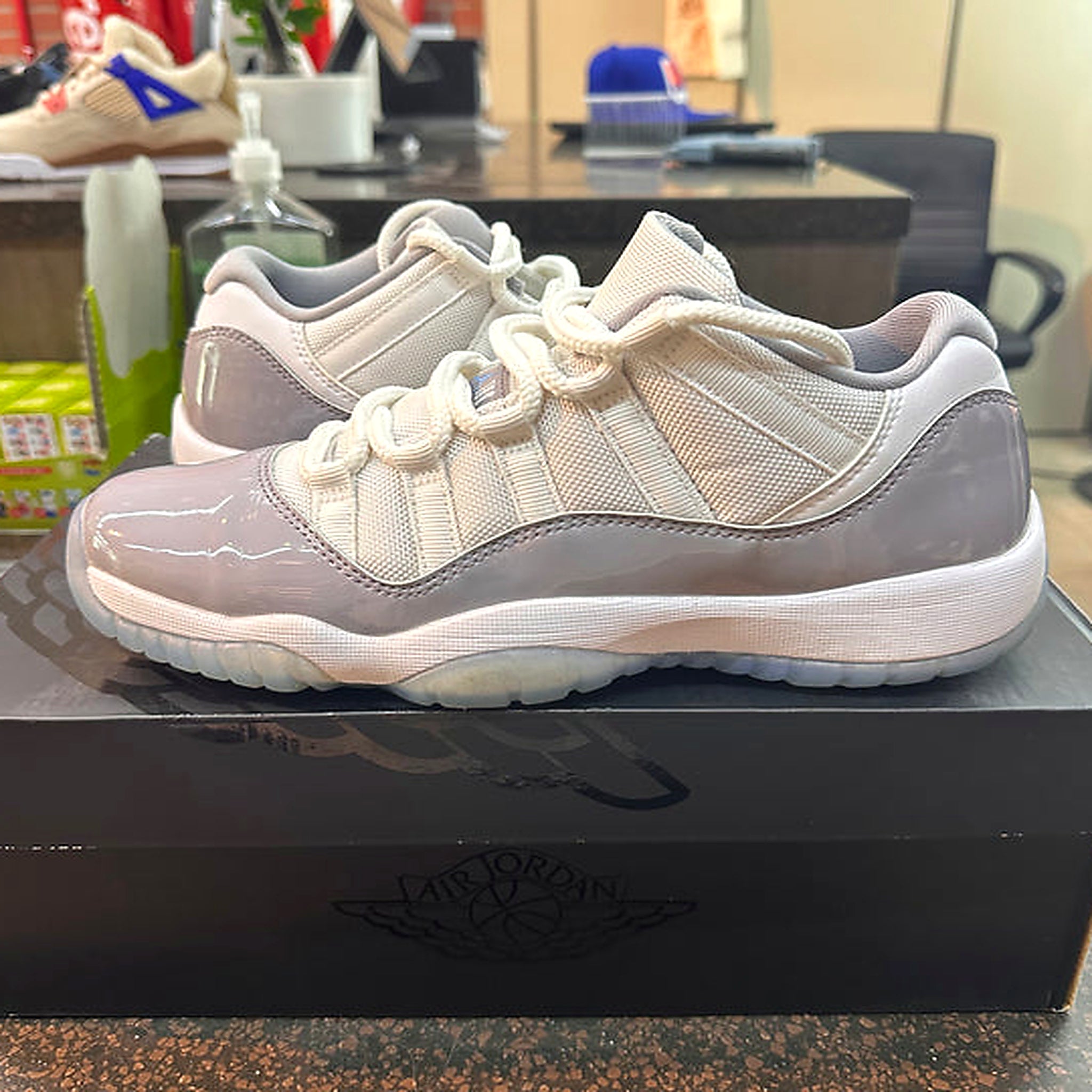 Air Jordan 11 Low "Cement Grey" Preowned No Box