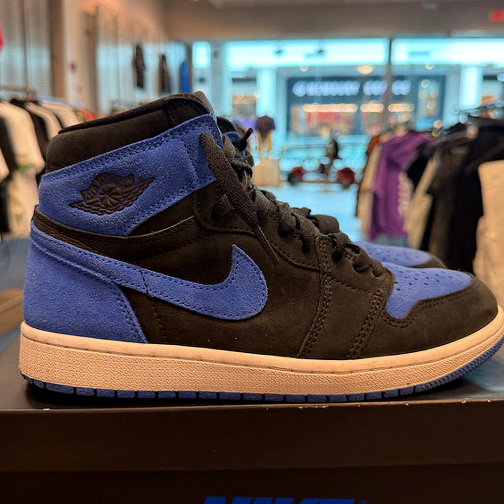 Jordan 1 Retro High OG "Royal Reimagined" Size 8.5 Preowned
