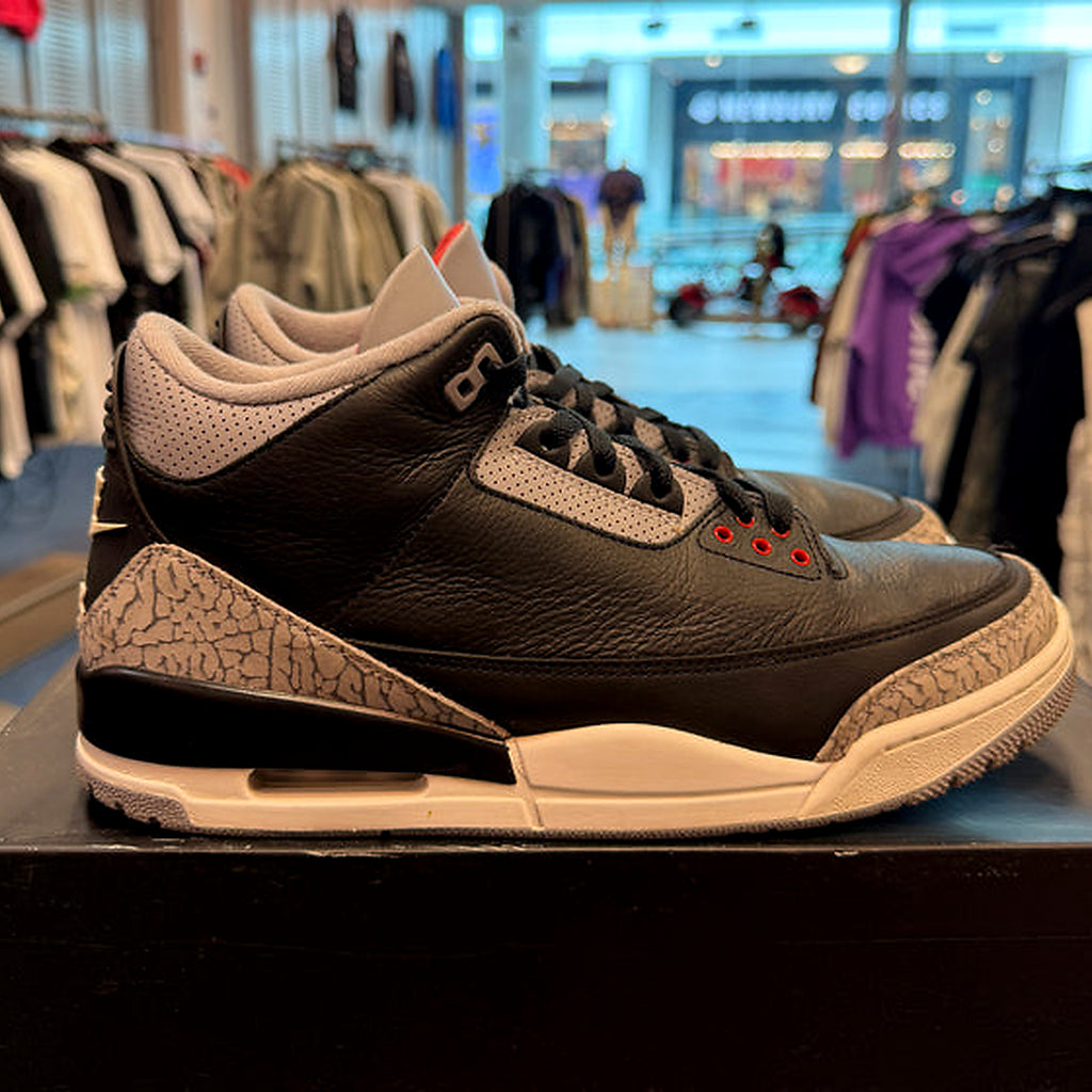 Jordan 3 "Black Cement Reimagined" Size 10.5 Preowned