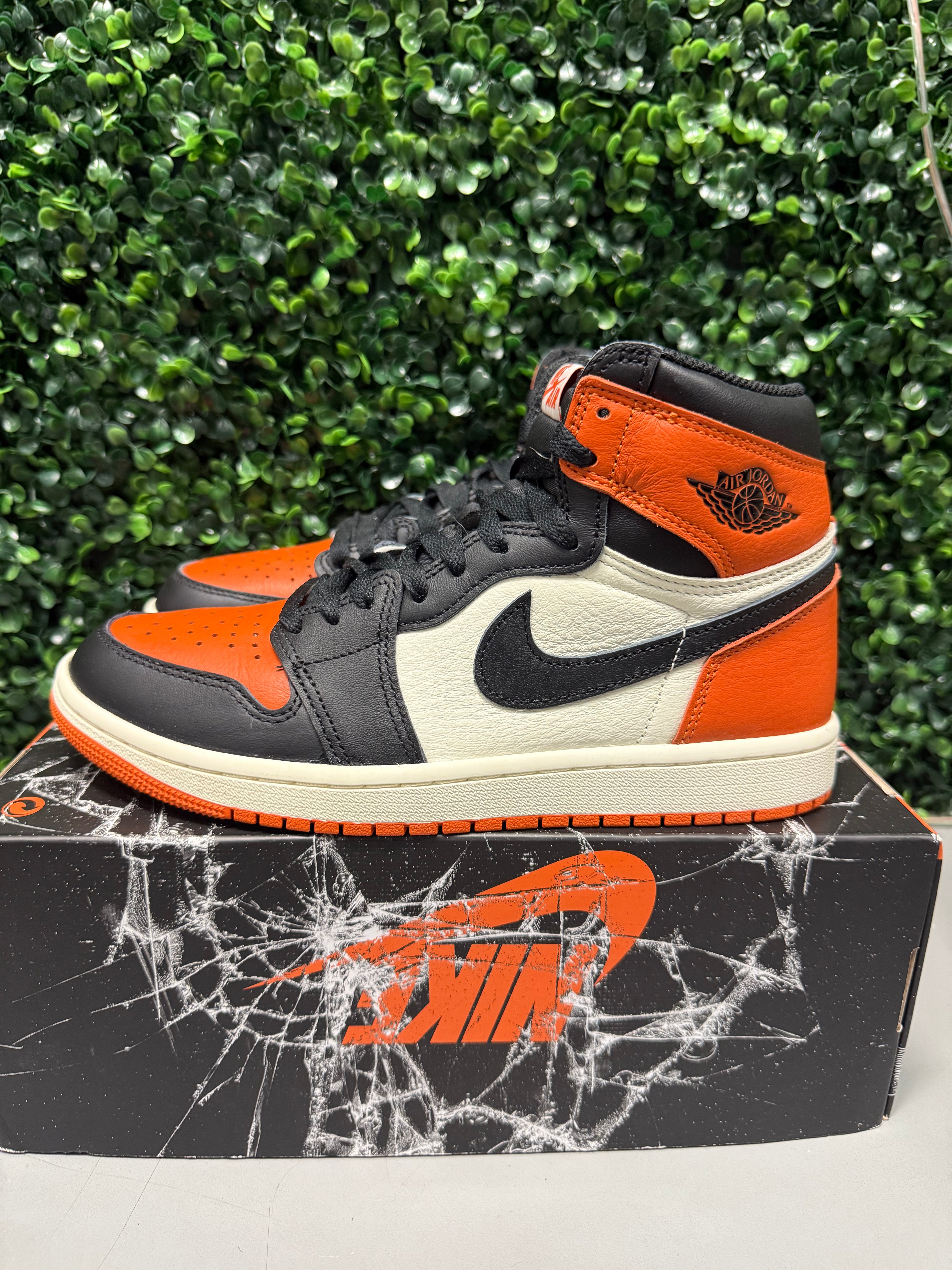 Jordan 1 High "Shattered Backboard" (2025) Size 8 Preowned