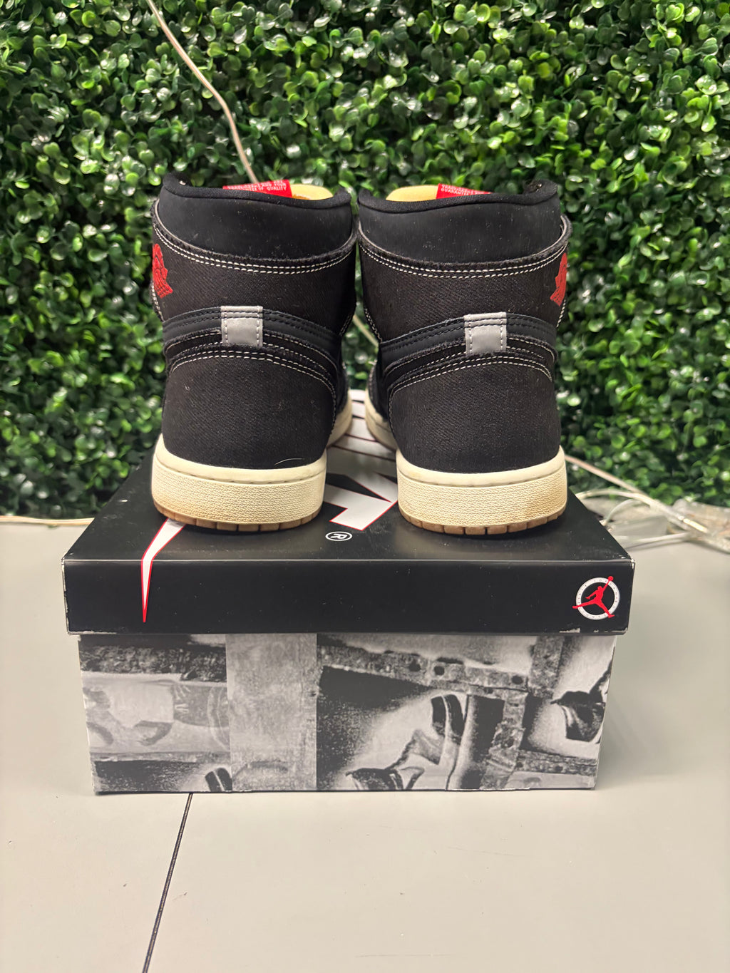 Jordan 1 High "Flight Club" Size 9.5 Preowned