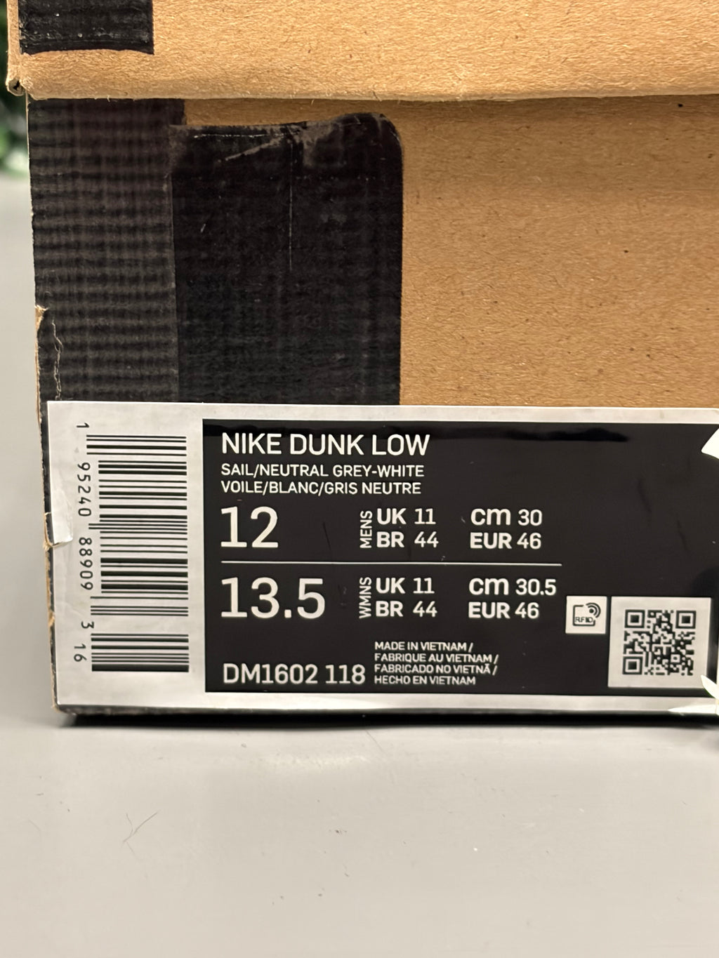 Nike Dunk Low Off-White "Lot 3" Size 12 Preowned