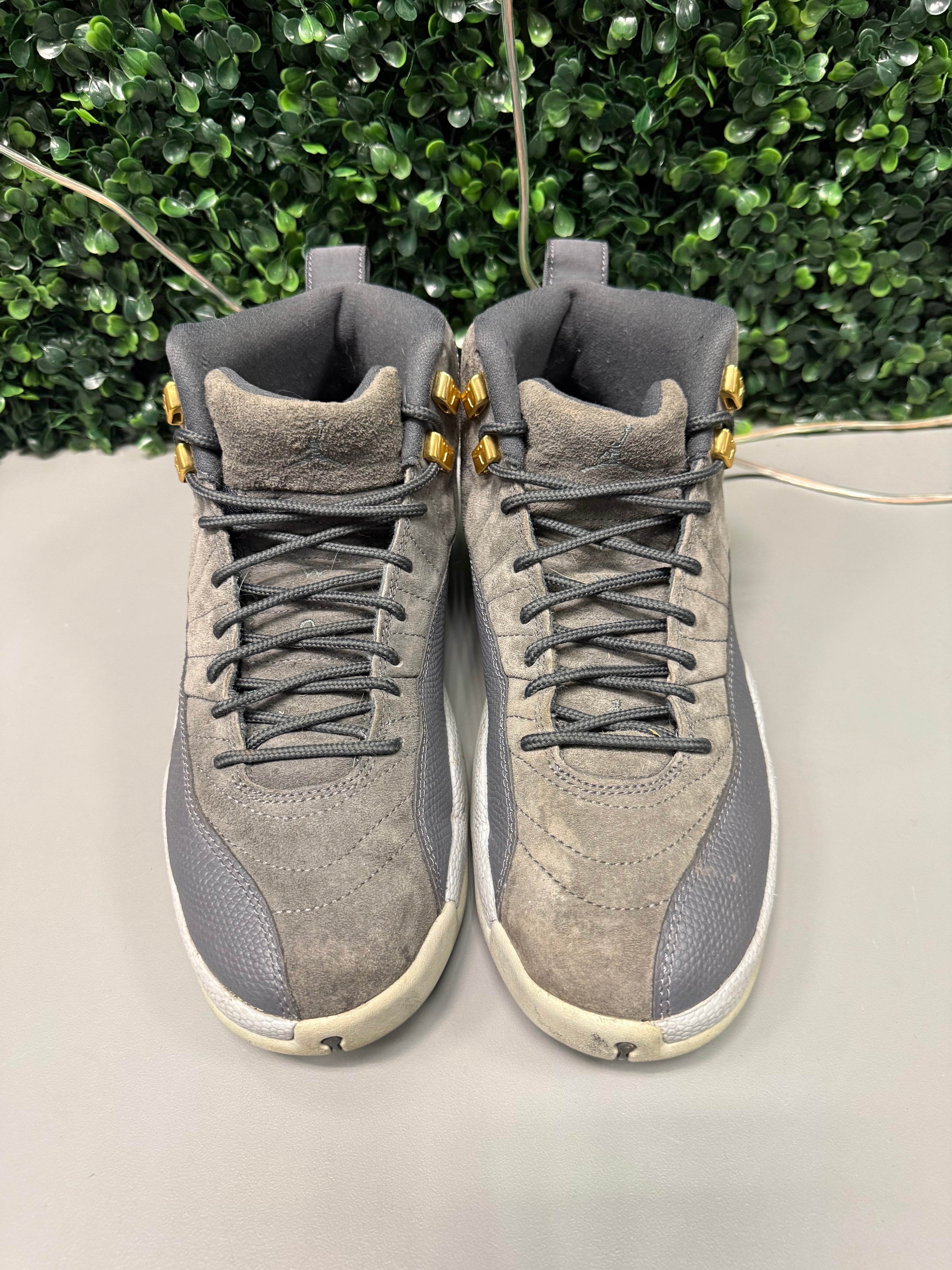 Jordan 12 "Dark Grey" Size 8.5 Preowned
