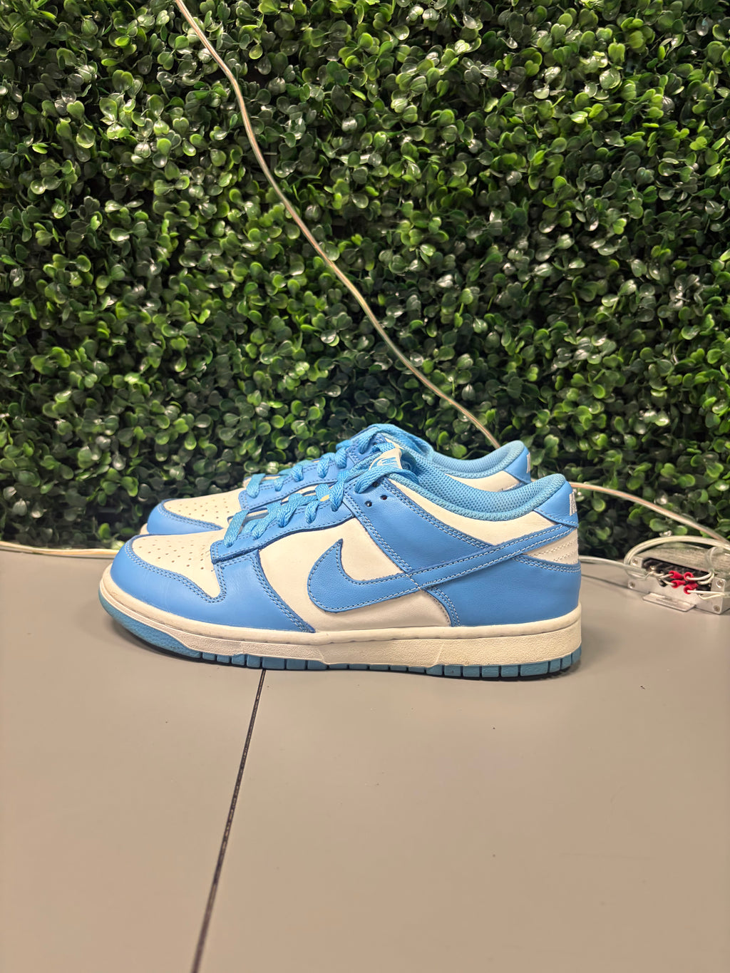 Nike Dunk Low "UNC" (GS) Preowned Size 7Y