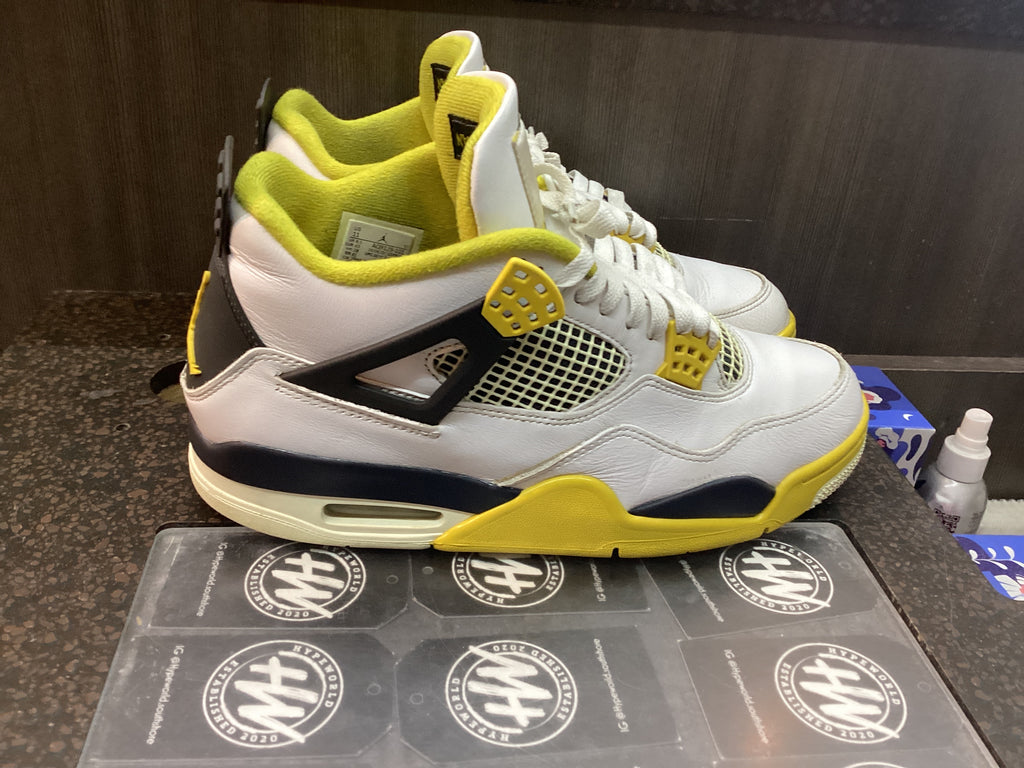 JORDAN 4 “Vivid Sulfur” Size 11W/9.5M PRE OWNED