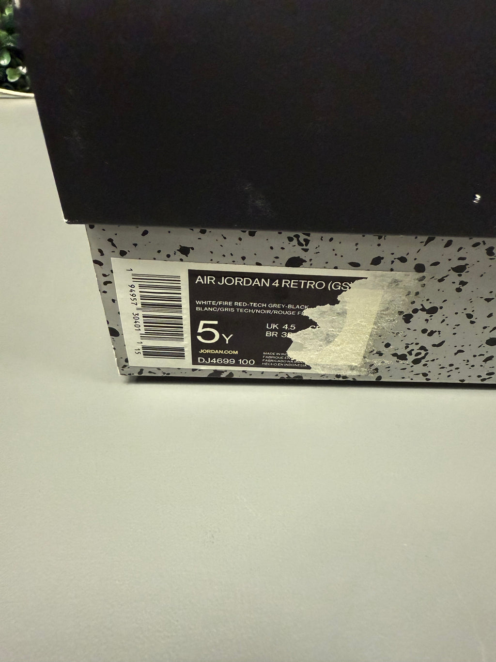 Jordan 4 "Oreo" Size 5Y Preowned