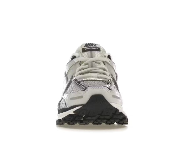 Nike Zoom Vomero 5 “Photon Dust Metallic Silver”