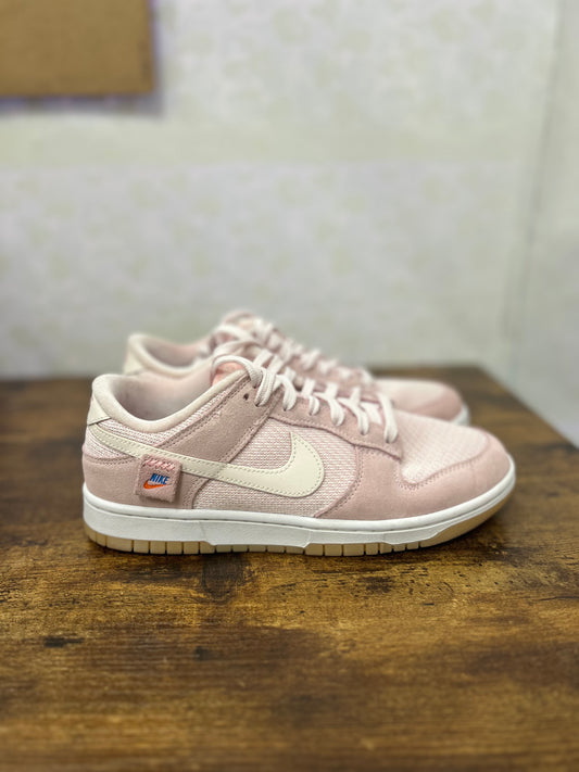Nike Dunk Low “Teddy Bear” Size 7M / 8.5W Preowned