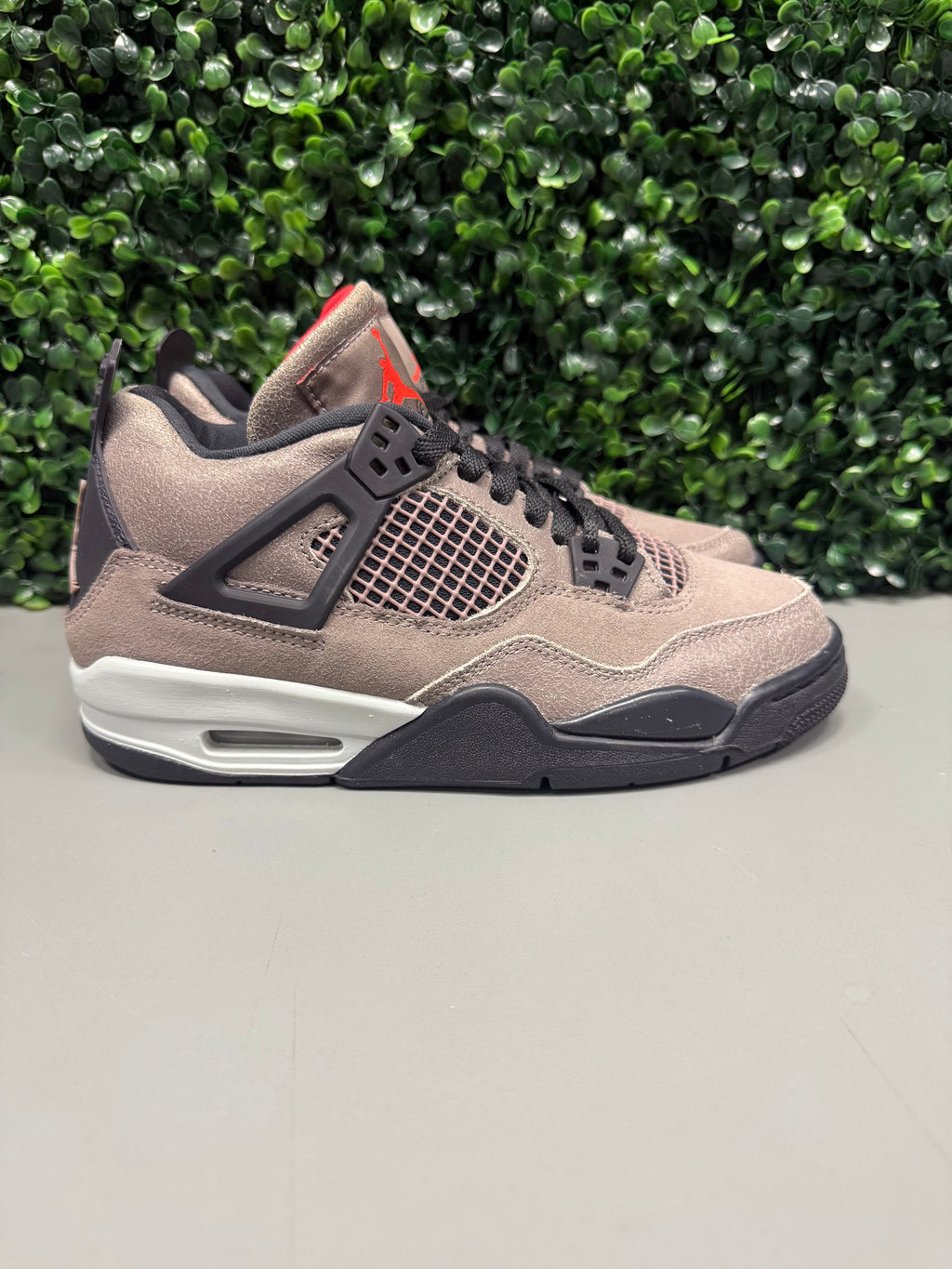 Jordan 4 "Taupe Haze" Size 5.5Y Preowned