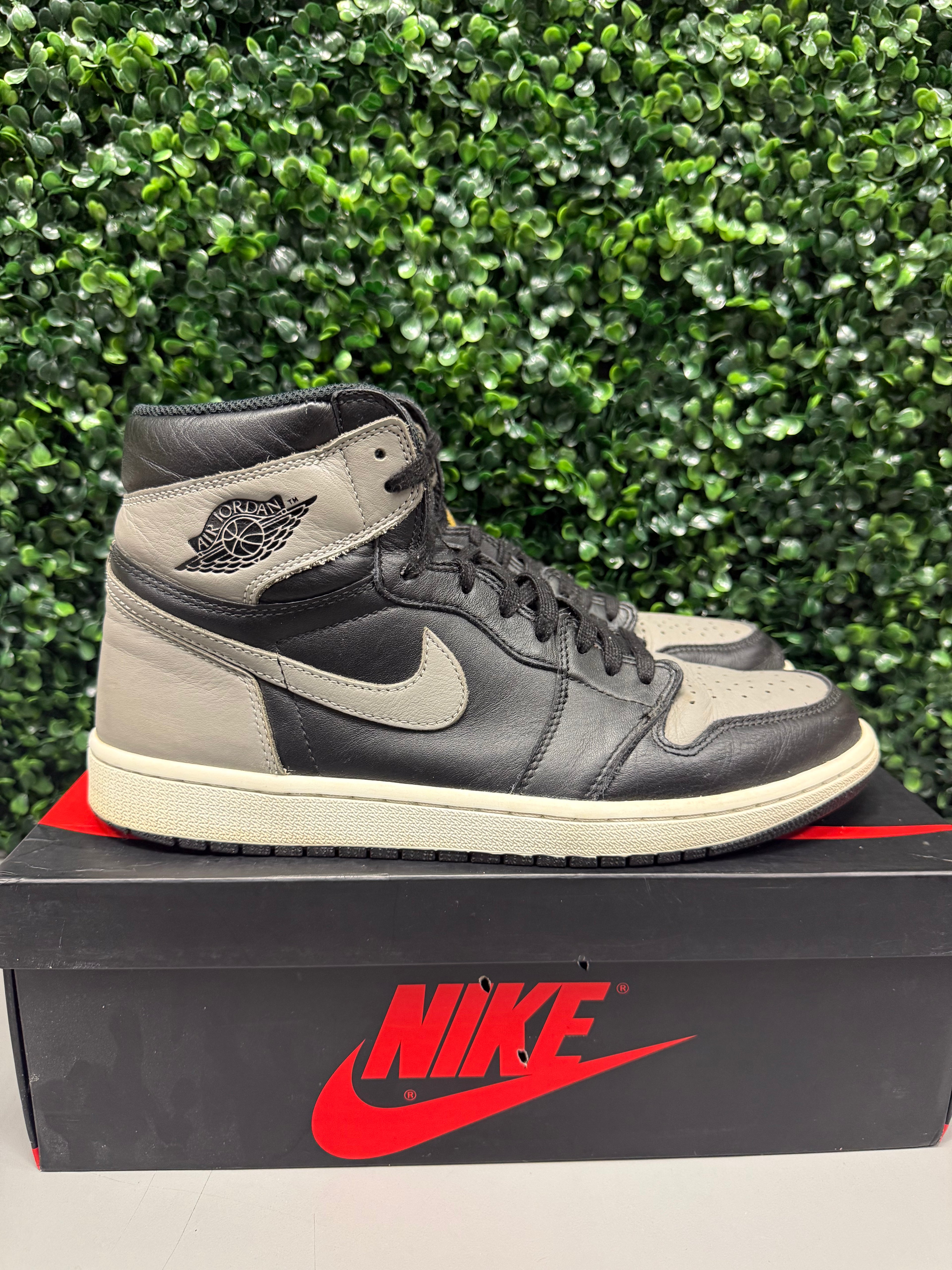 Jordan 1 High "Shadow" Size 12 Preowned