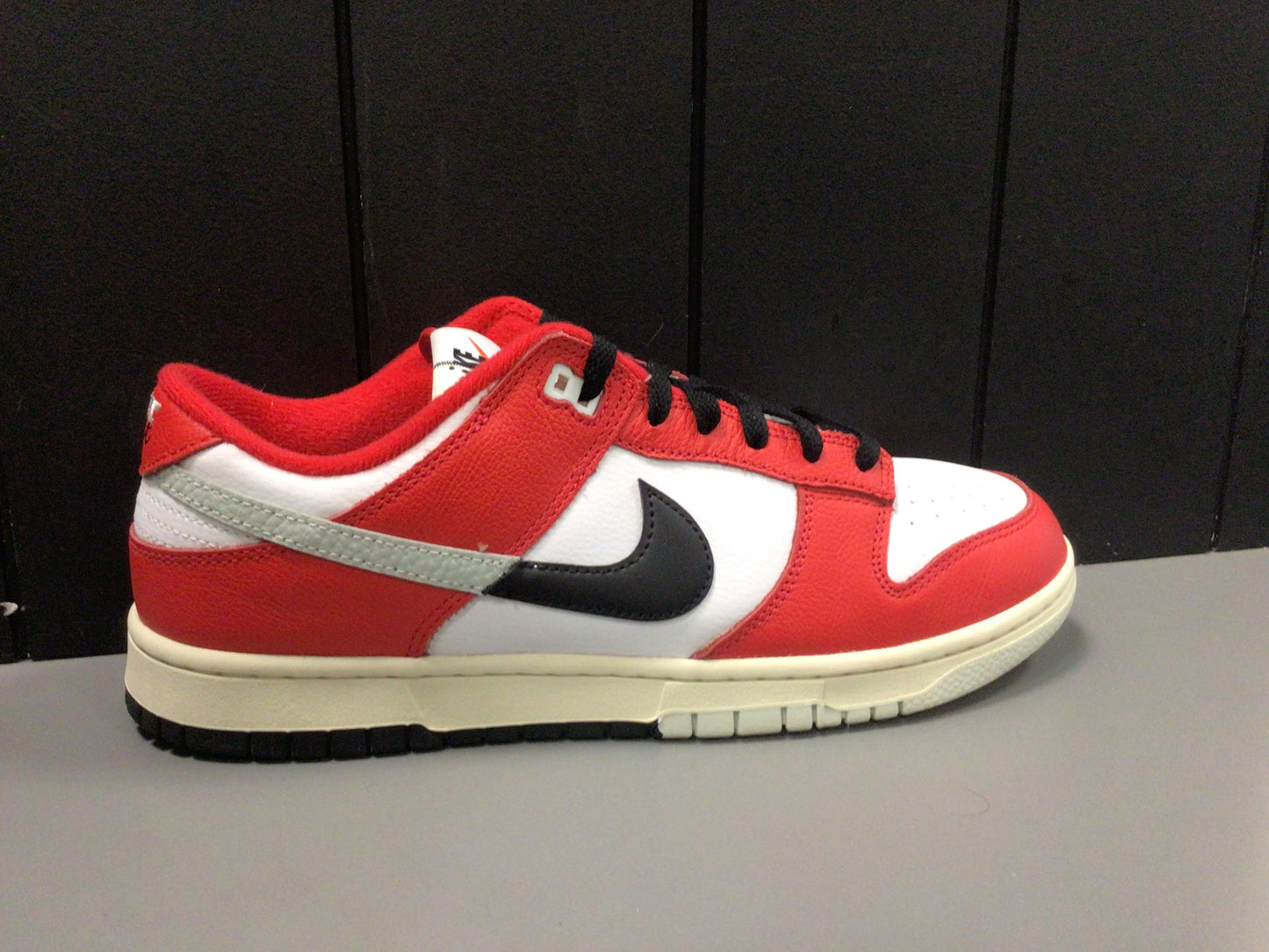 Nike Dunk Low “Chicago Split” Size 9.5 Preowned