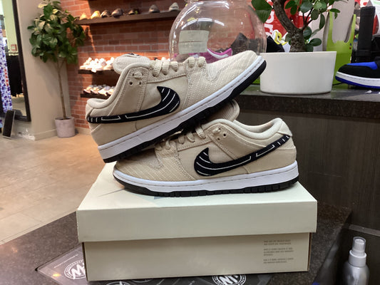 Nike SB Dunk “Albino & Preto” Size 5.5M / 7W Preowned