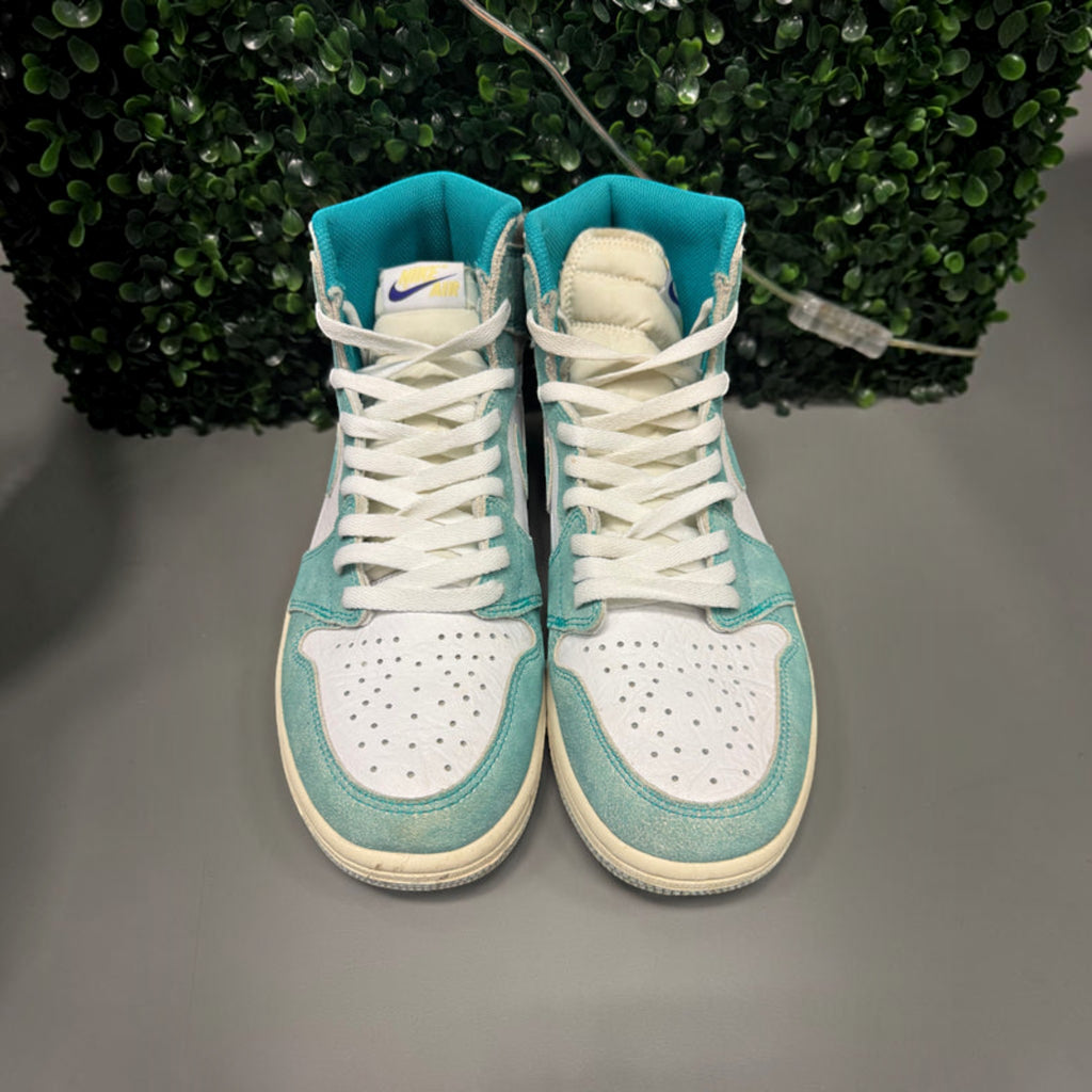 Jordan 1 High "Turbo Green" Size 9 Preowned