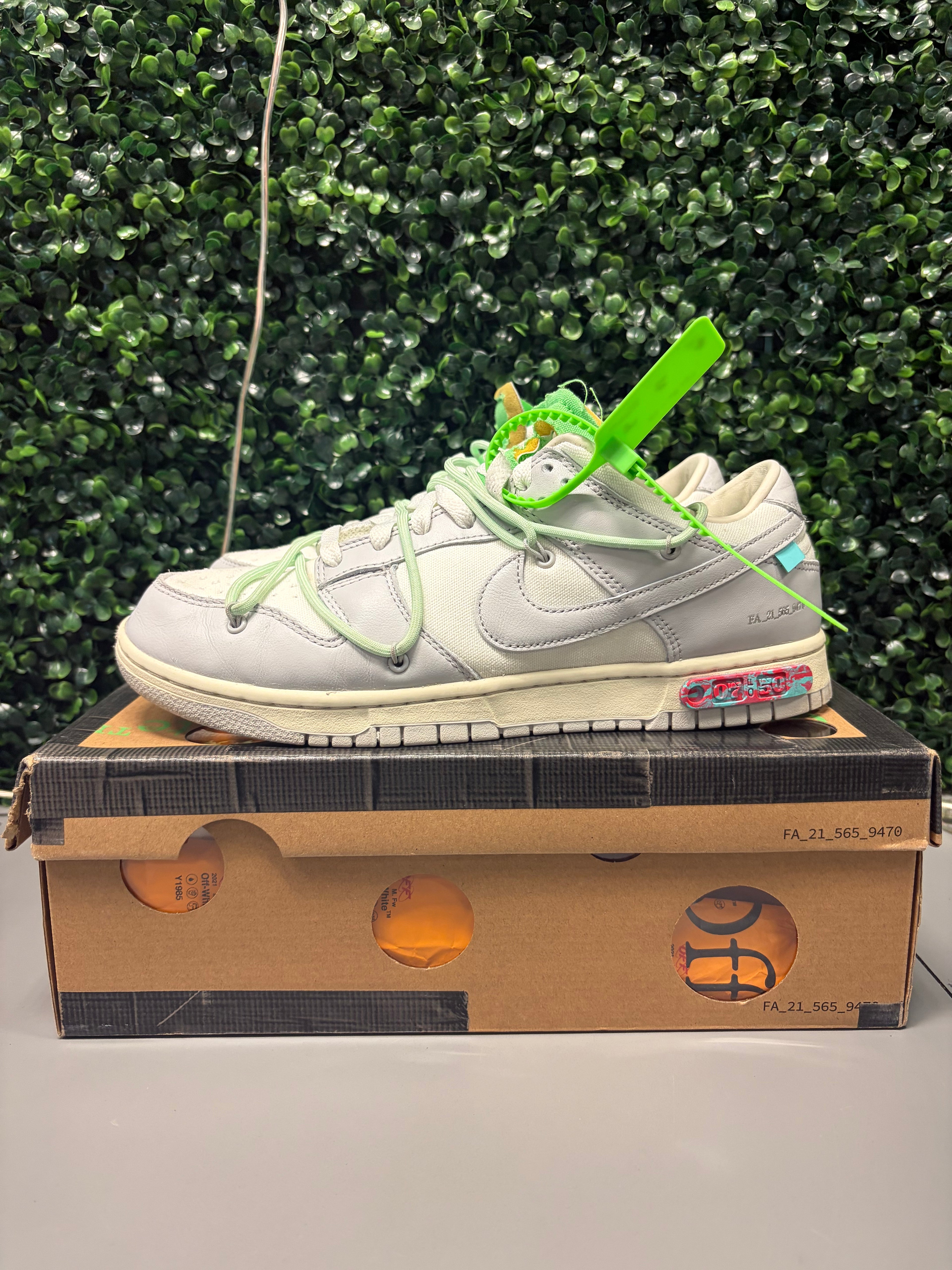 Nike Dunk Low Off-White "Lot 7" Size 11 Preowned