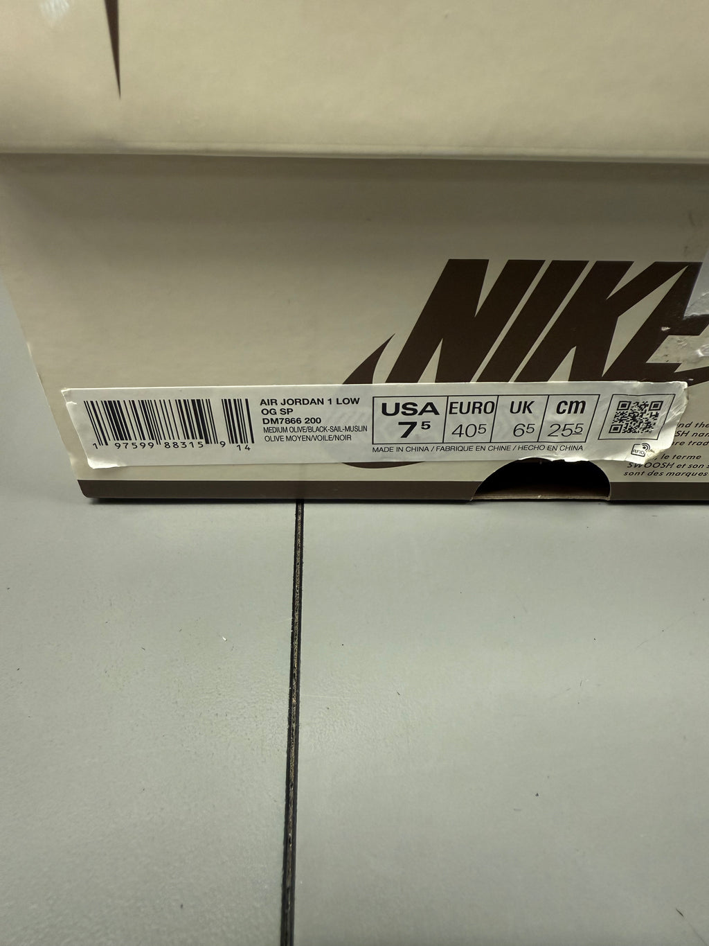 Jordan 1 Low X Travis Scott "Medium Olive" Size 7.5 Preowned